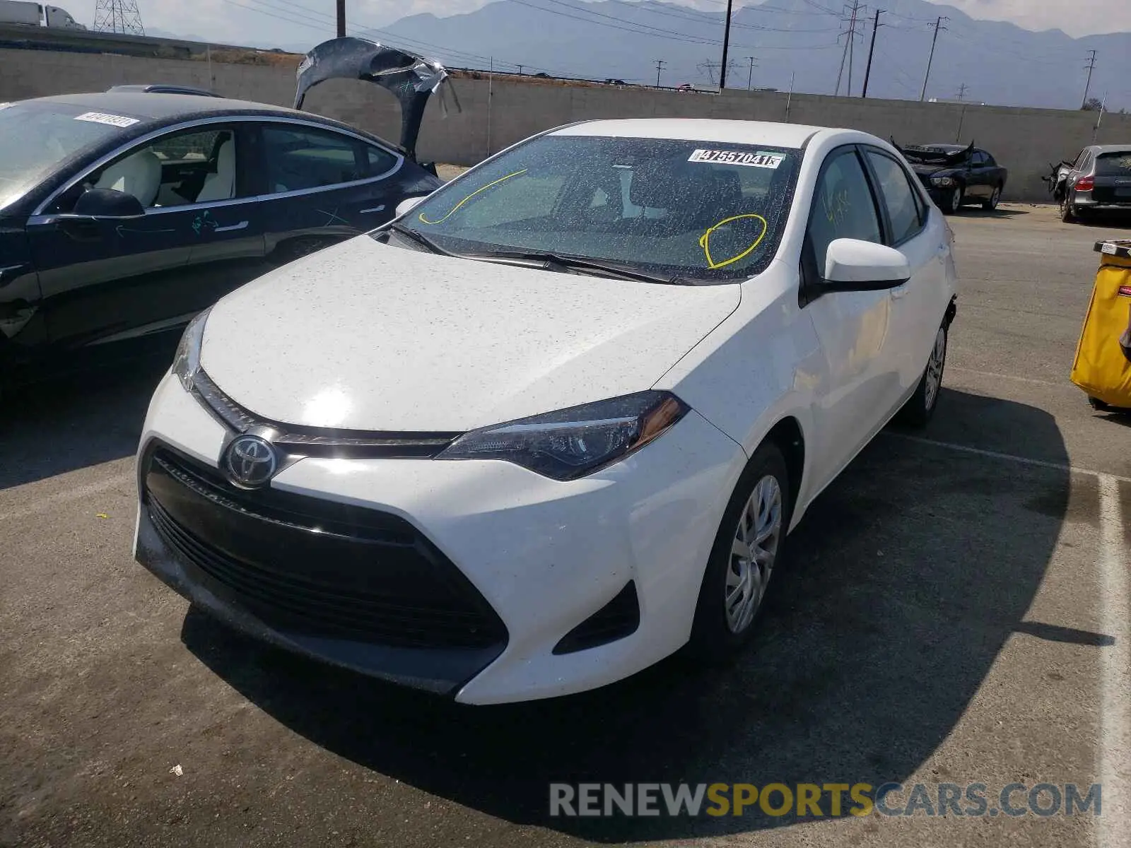 2 Photograph of a damaged car 5YFBURHE0KP928966 TOYOTA COROLLA 2019