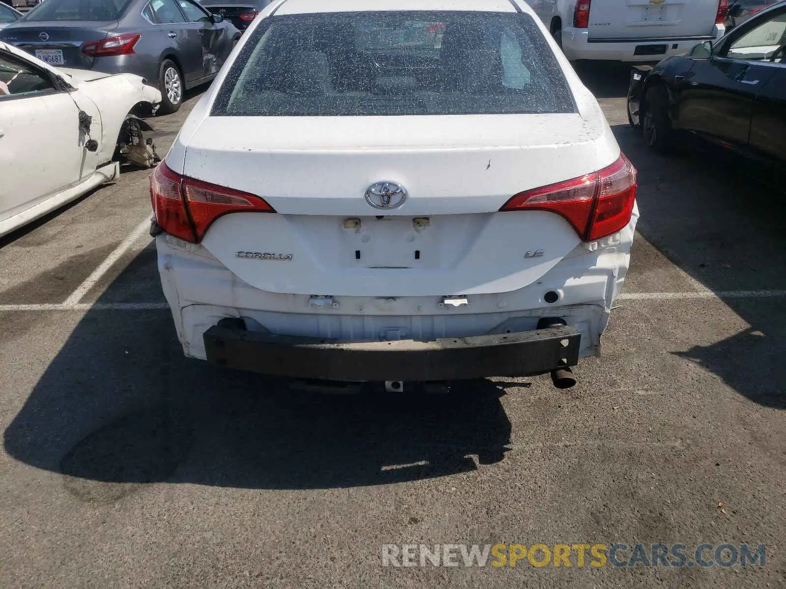 9 Photograph of a damaged car 5YFBURHE0KP928966 TOYOTA COROLLA 2019