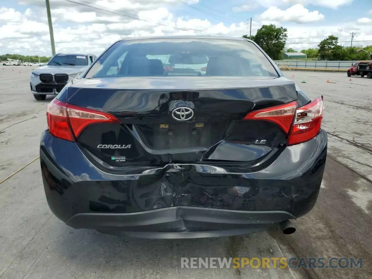6 Photograph of a damaged car 5YFBURHE0KP934606 TOYOTA COROLLA 2019