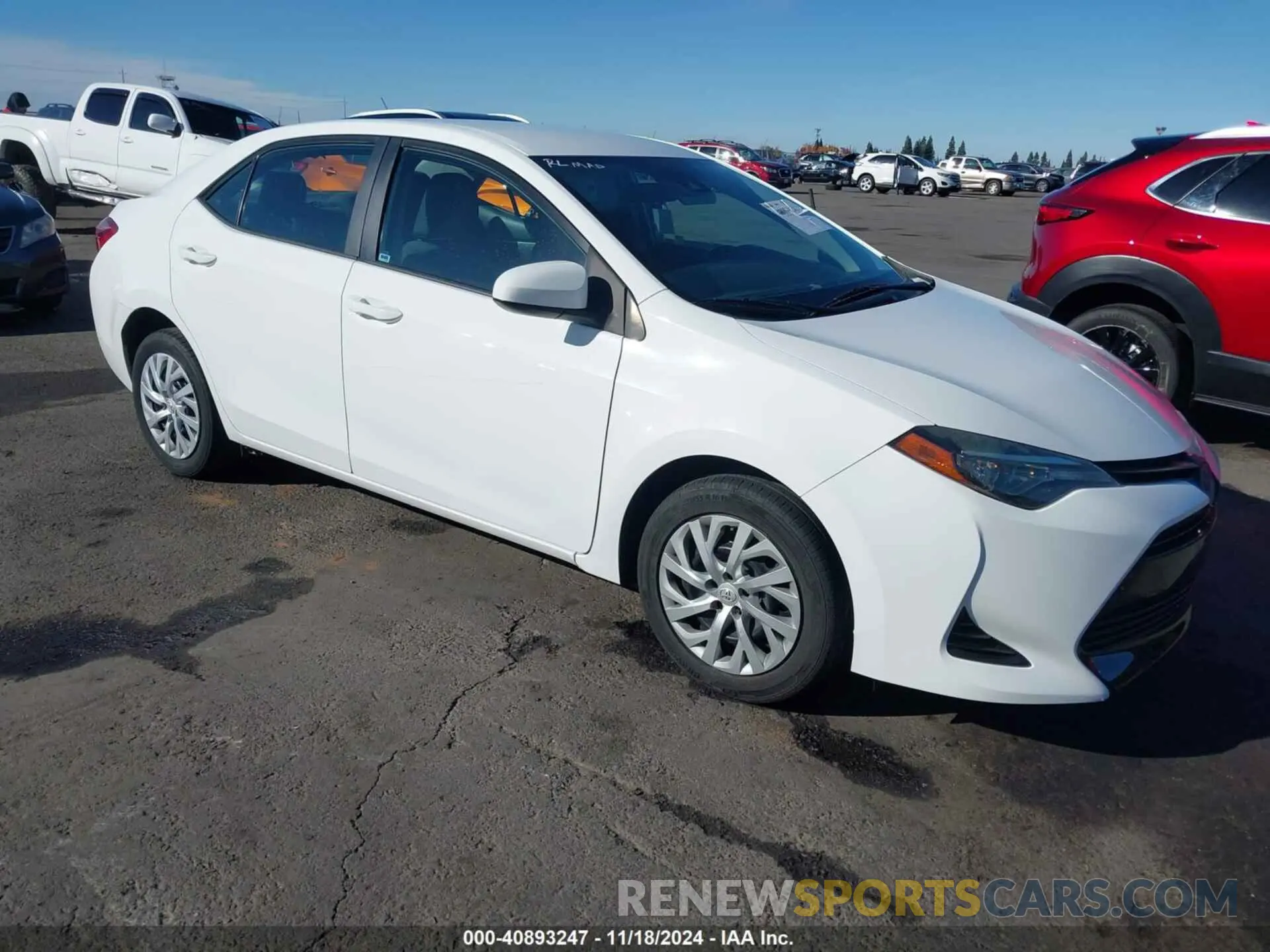 1 Photograph of a damaged car 5YFBURHE0KP935772 TOYOTA COROLLA 2019