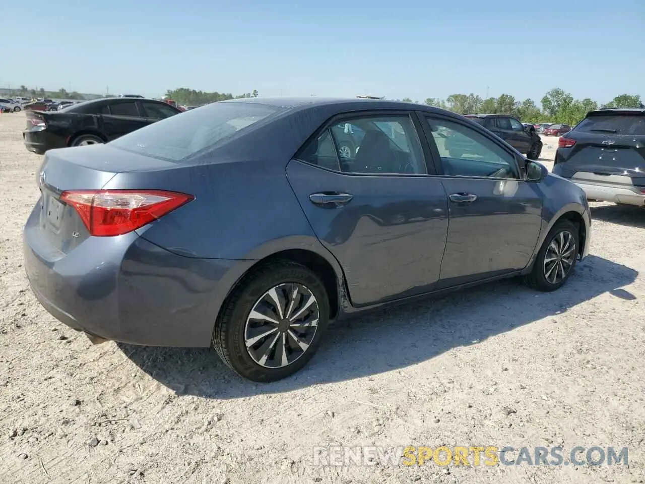3 Photograph of a damaged car 5YFBURHE0KP937893 TOYOTA COROLLA 2019