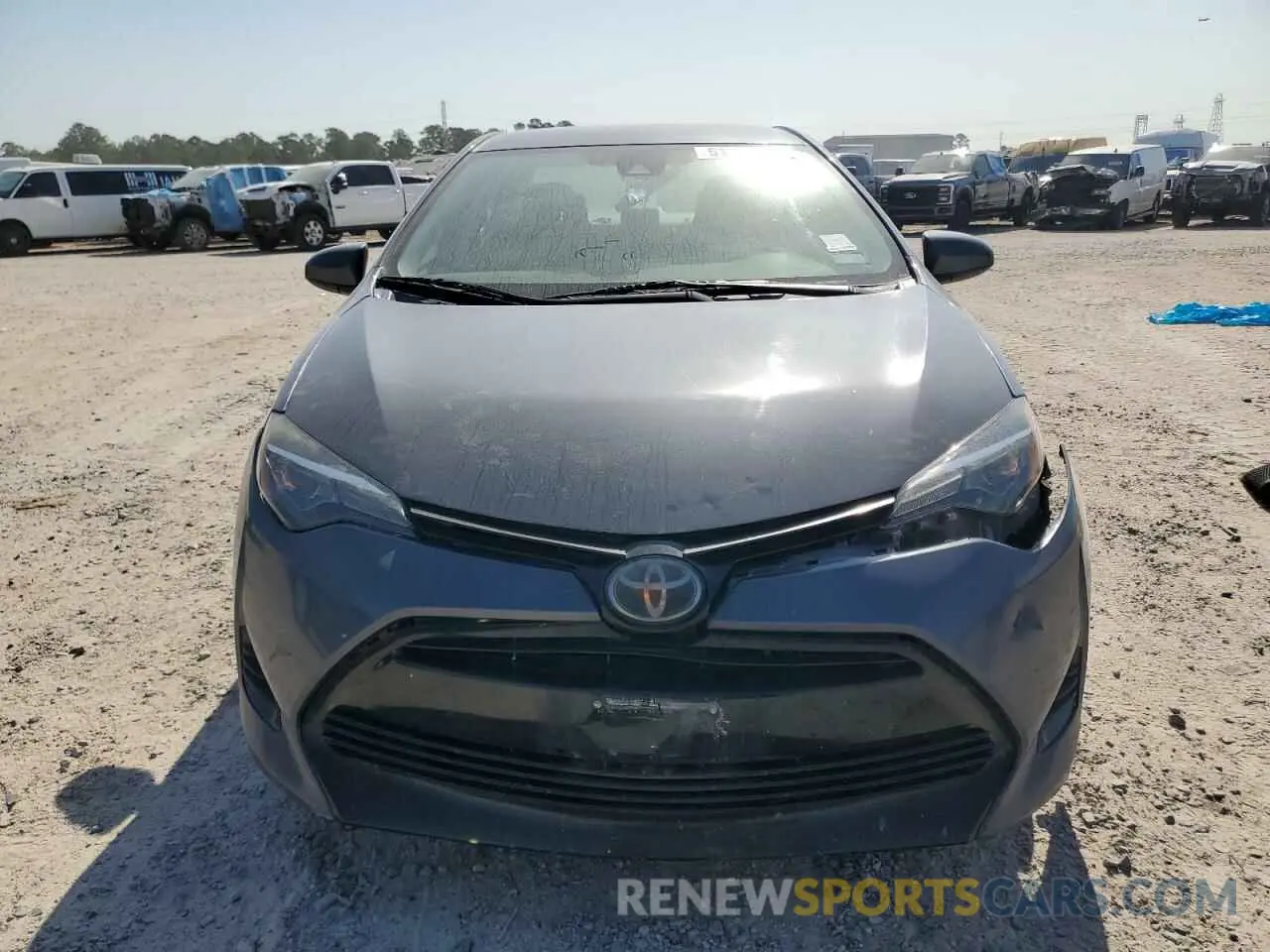 5 Photograph of a damaged car 5YFBURHE0KP937893 TOYOTA COROLLA 2019