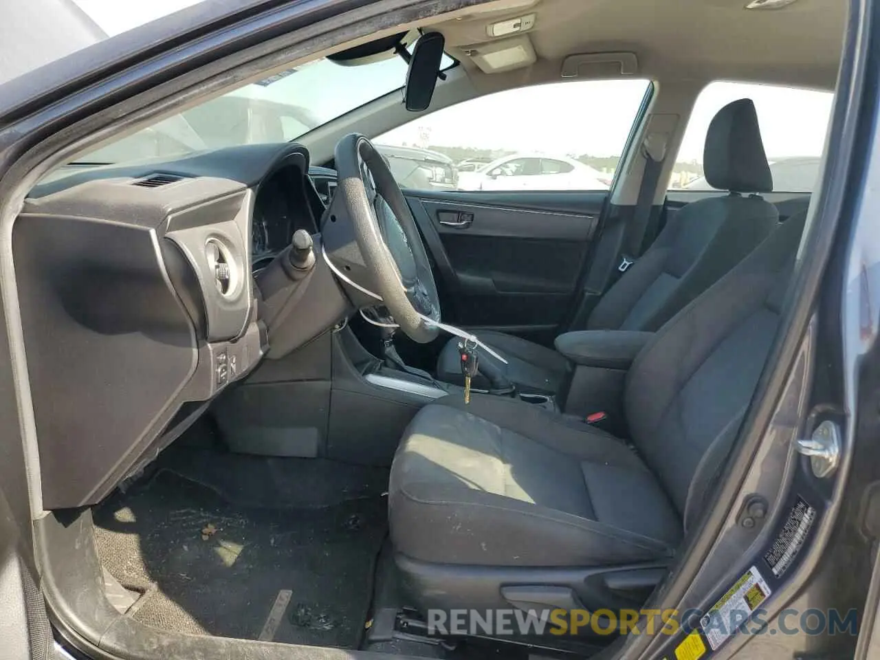 7 Photograph of a damaged car 5YFBURHE0KP937893 TOYOTA COROLLA 2019