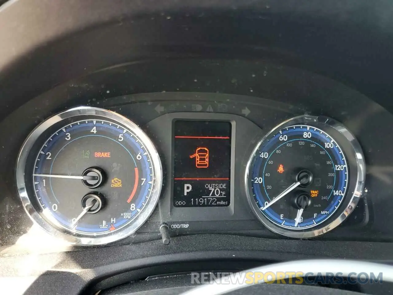 9 Photograph of a damaged car 5YFBURHE0KP937893 TOYOTA COROLLA 2019