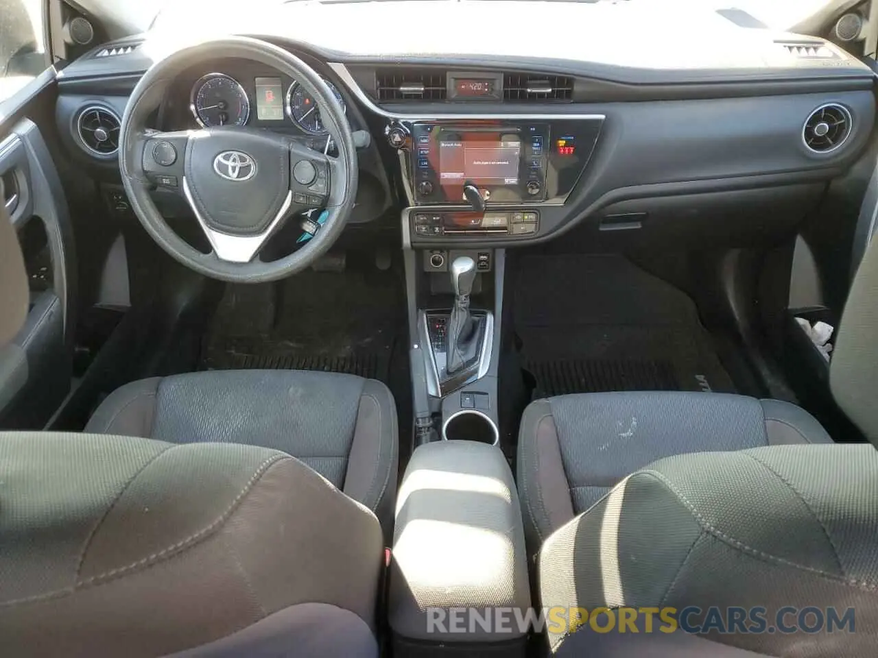 8 Фотография поврежденного автомобиля 5YFBURHE0KP938140 TOYOTA COROLLA 2019