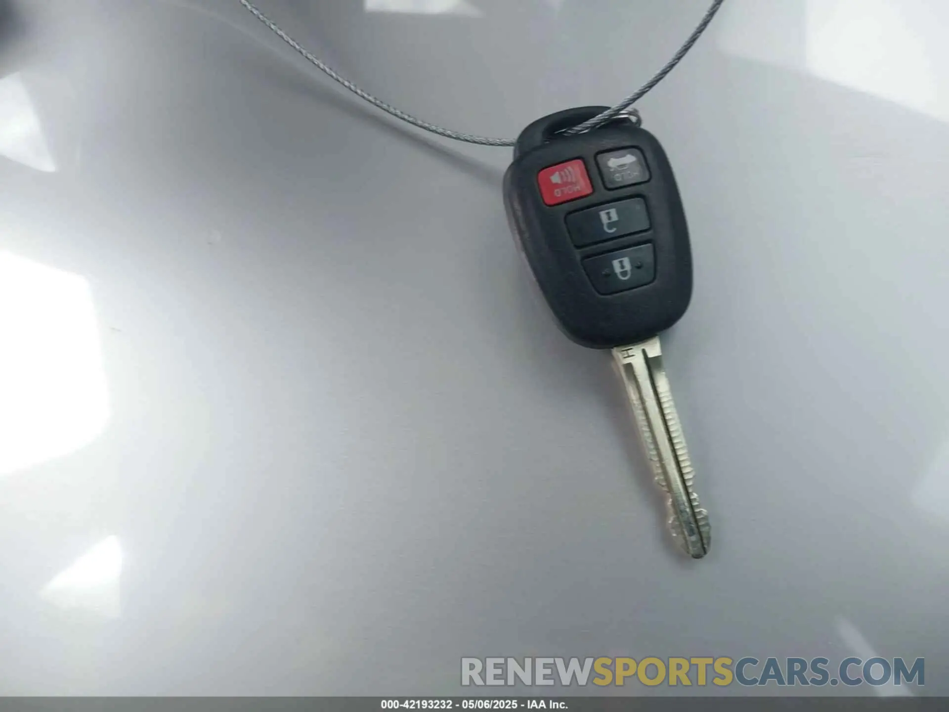 11 Photograph of a damaged car 5YFBURHE0KP938364 TOYOTA COROLLA 2019