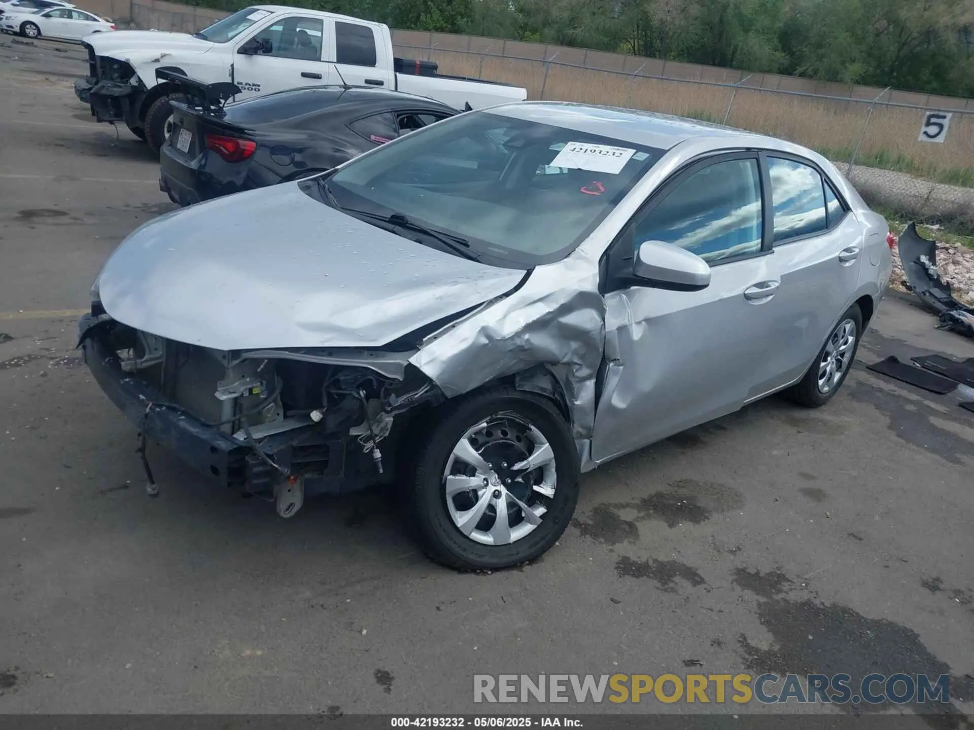 2 Photograph of a damaged car 5YFBURHE0KP938364 TOYOTA COROLLA 2019