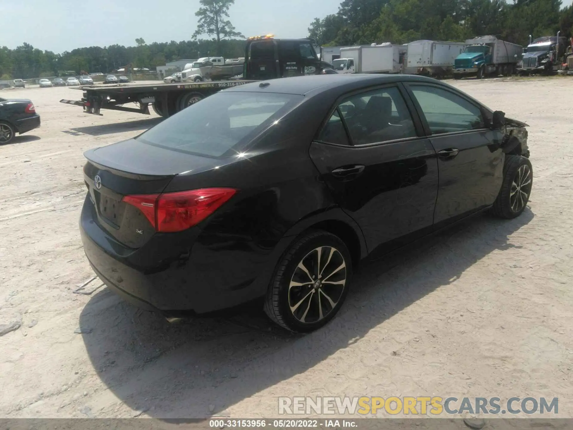 4 Photograph of a damaged car 5YFBURHE0KP938915 TOYOTA COROLLA 2019