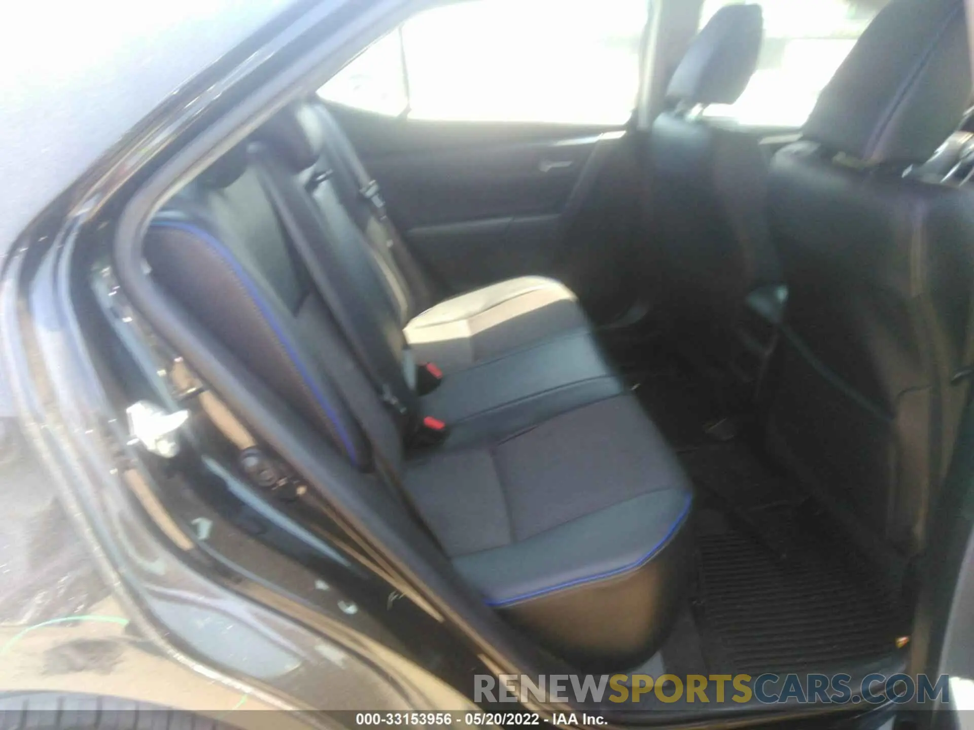 8 Photograph of a damaged car 5YFBURHE0KP938915 TOYOTA COROLLA 2019