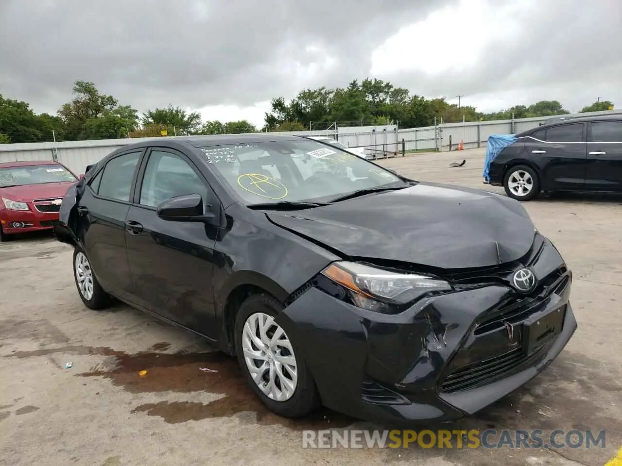 1 Photograph of a damaged car 5YFBURHE0KP944942 TOYOTA COROLLA 2019