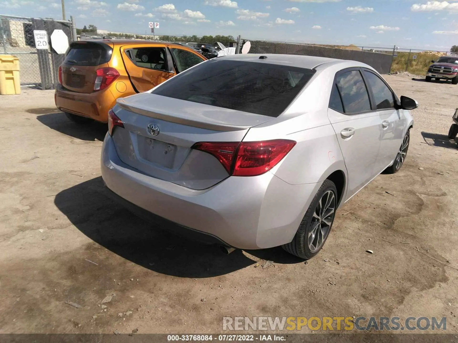 4 Фотография поврежденного автомобиля 5YFBURHE1KP866154 TOYOTA COROLLA 2019