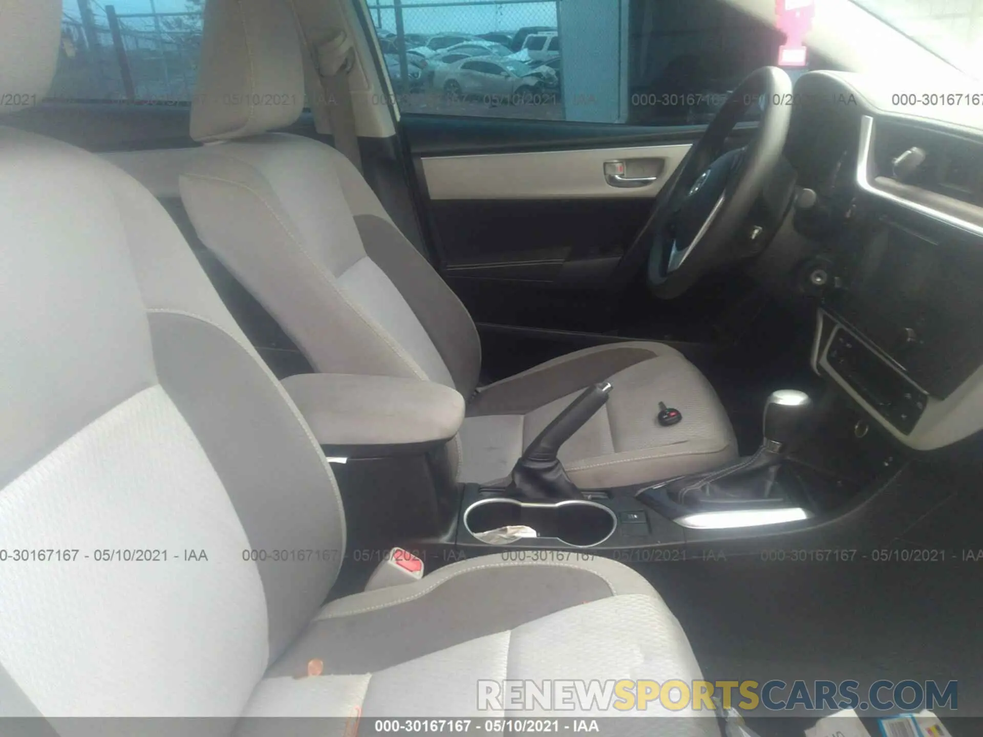 5 Photograph of a damaged car 5YFBURHE1KP872021 TOYOTA COROLLA 2019