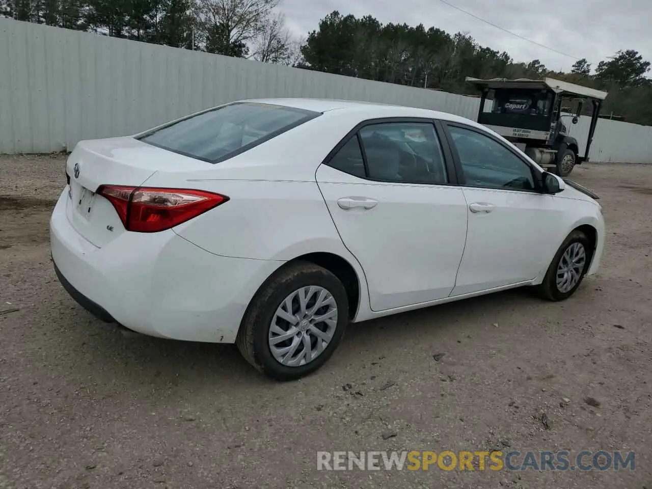 3 Фотография поврежденного автомобиля 5YFBURHE1KP881530 TOYOTA COROLLA 2019