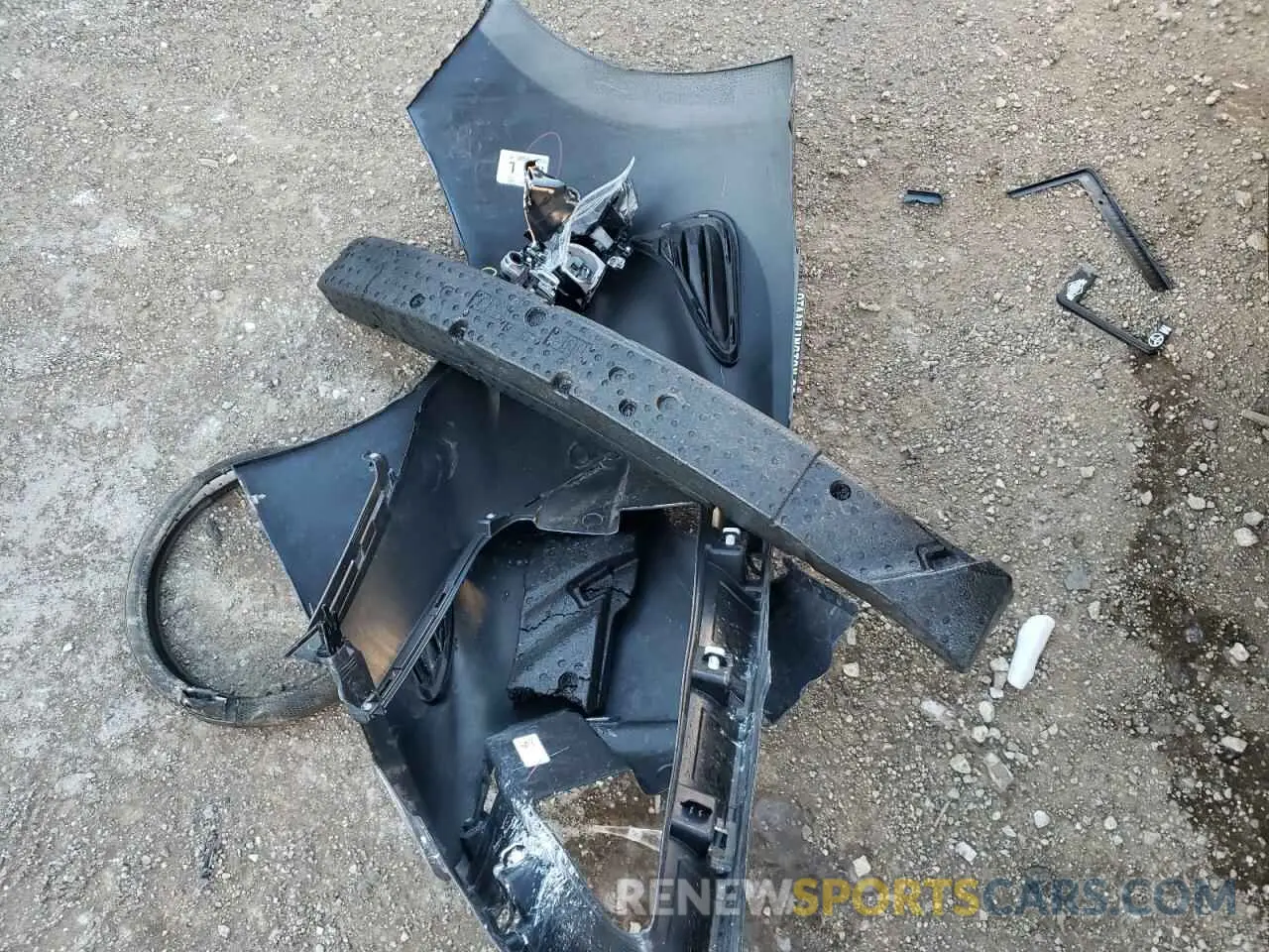9 Photograph of a damaged car 5YFBURHE1KP894598 TOYOTA COROLLA 2019