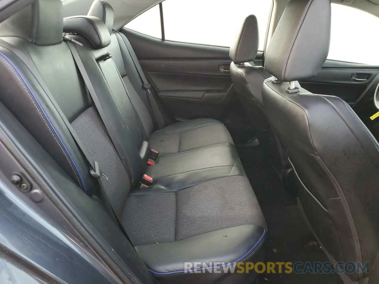 10 Photograph of a damaged car 5YFBURHE1KP896531 TOYOTA COROLLA 2019