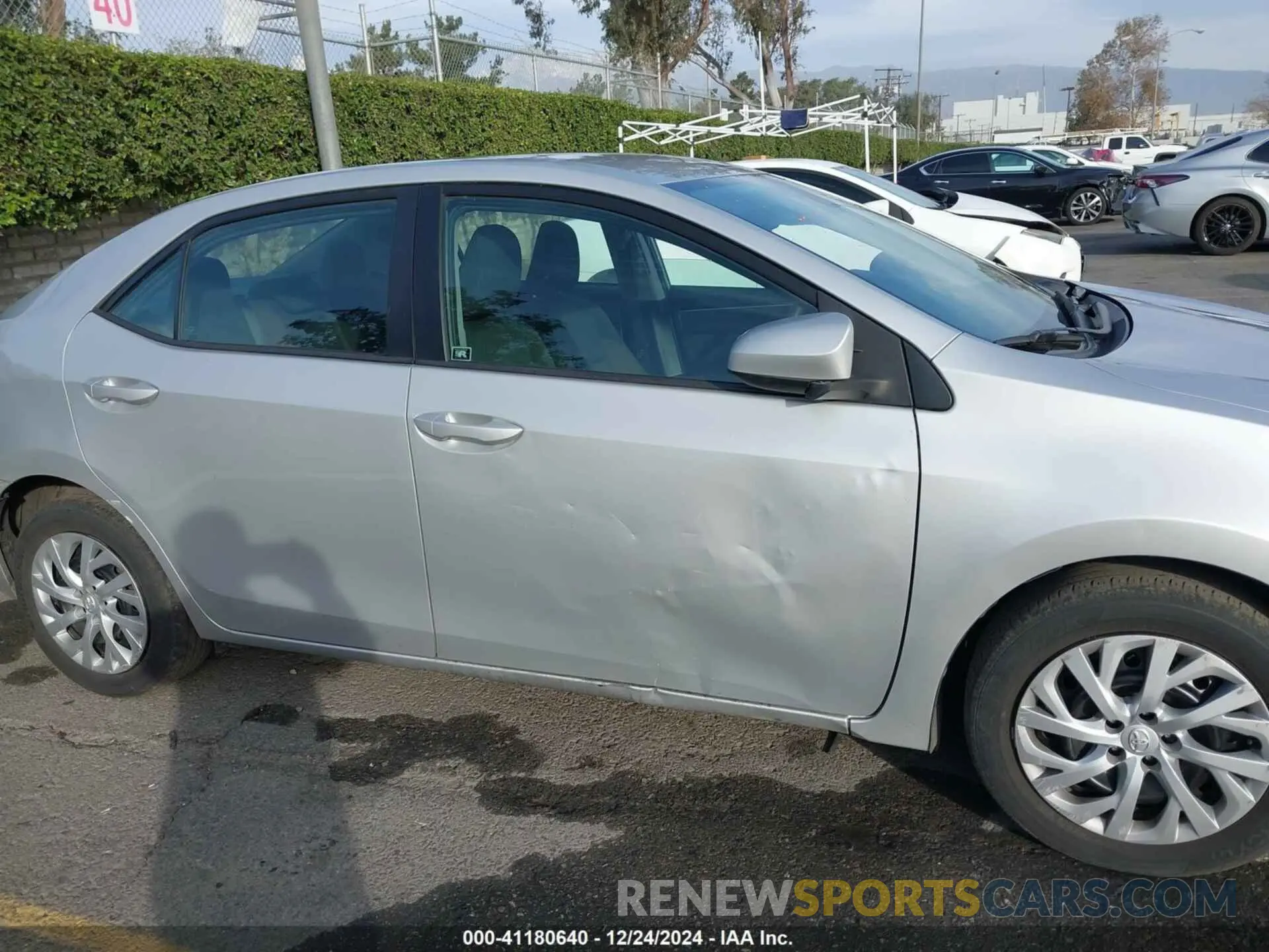 17 Photograph of a damaged car 5YFBURHE1KP896772 TOYOTA COROLLA 2019