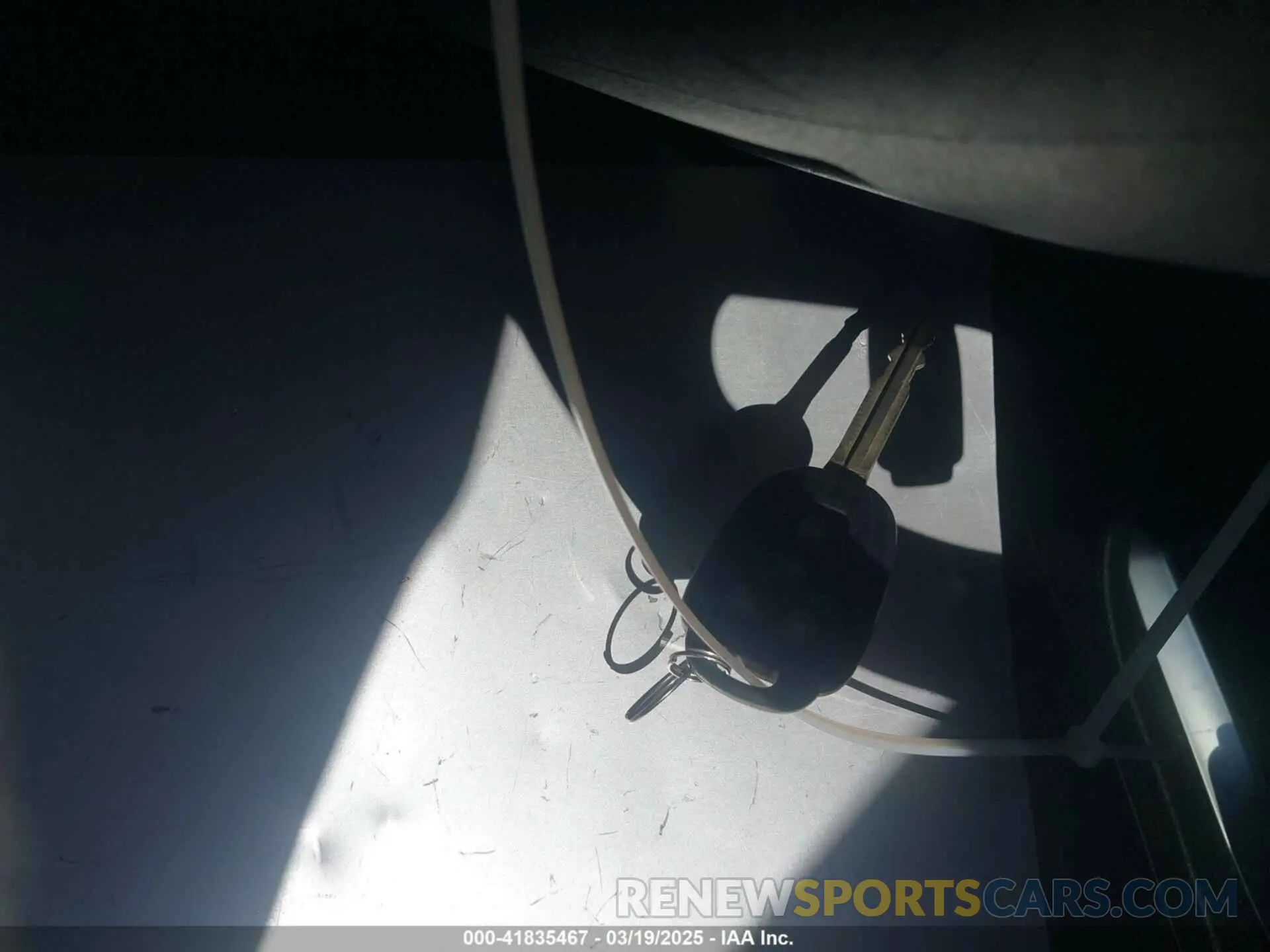 11 Photograph of a damaged car 5YFBURHE1KP898179 TOYOTA COROLLA 2019