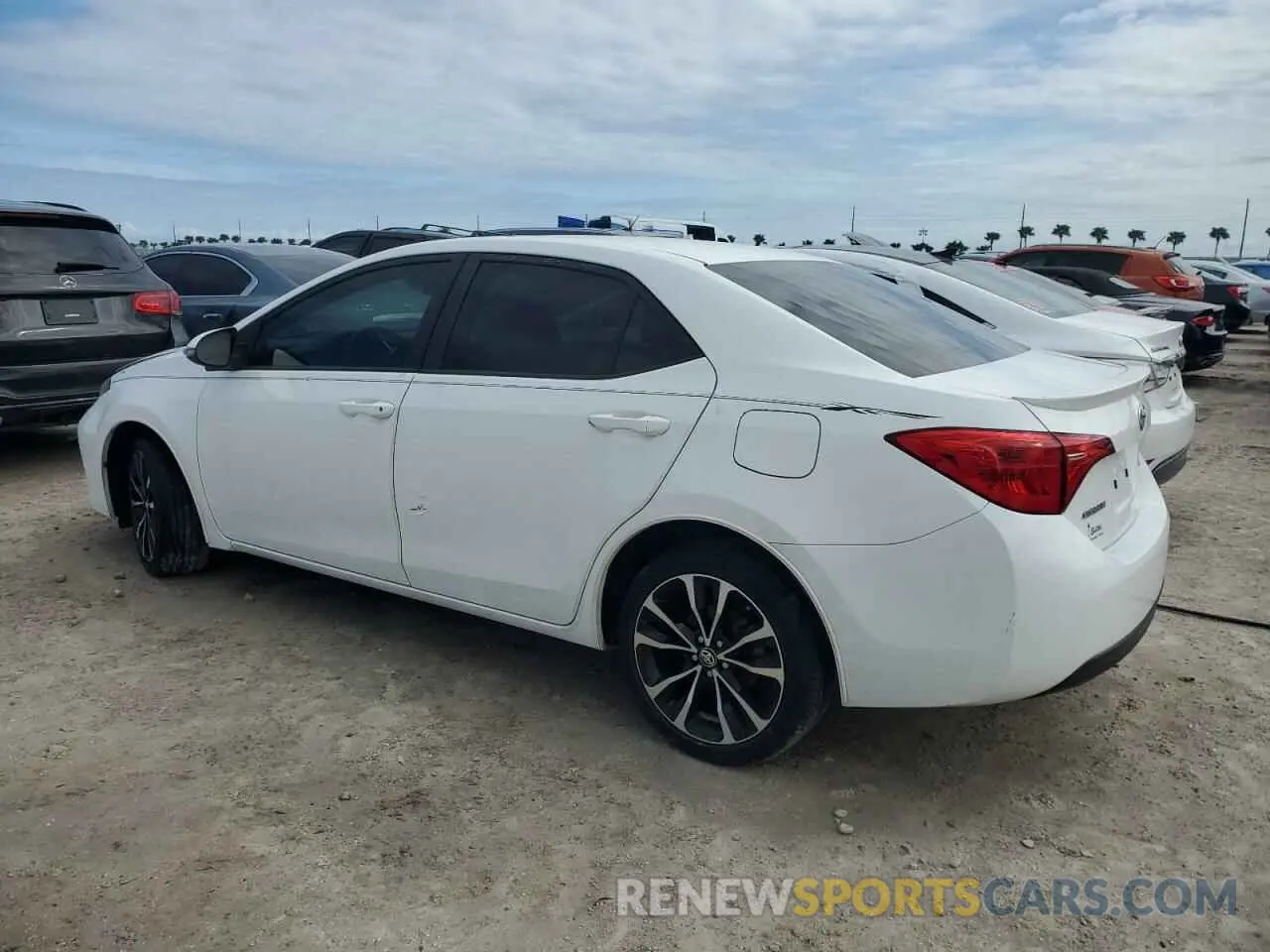 2 Photograph of a damaged car 5YFBURHE1KP901033 TOYOTA COROLLA 2019