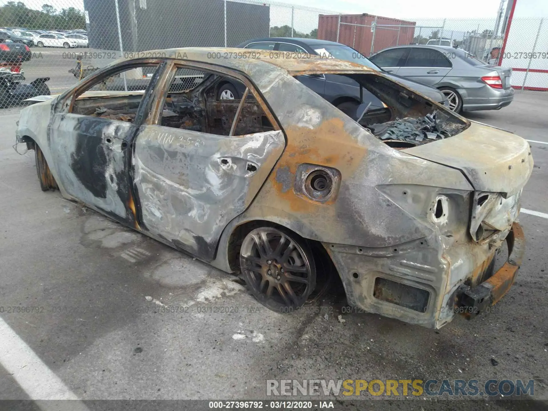 3 Photograph of a damaged car 5YFBURHE1KP904451 TOYOTA COROLLA 2019
