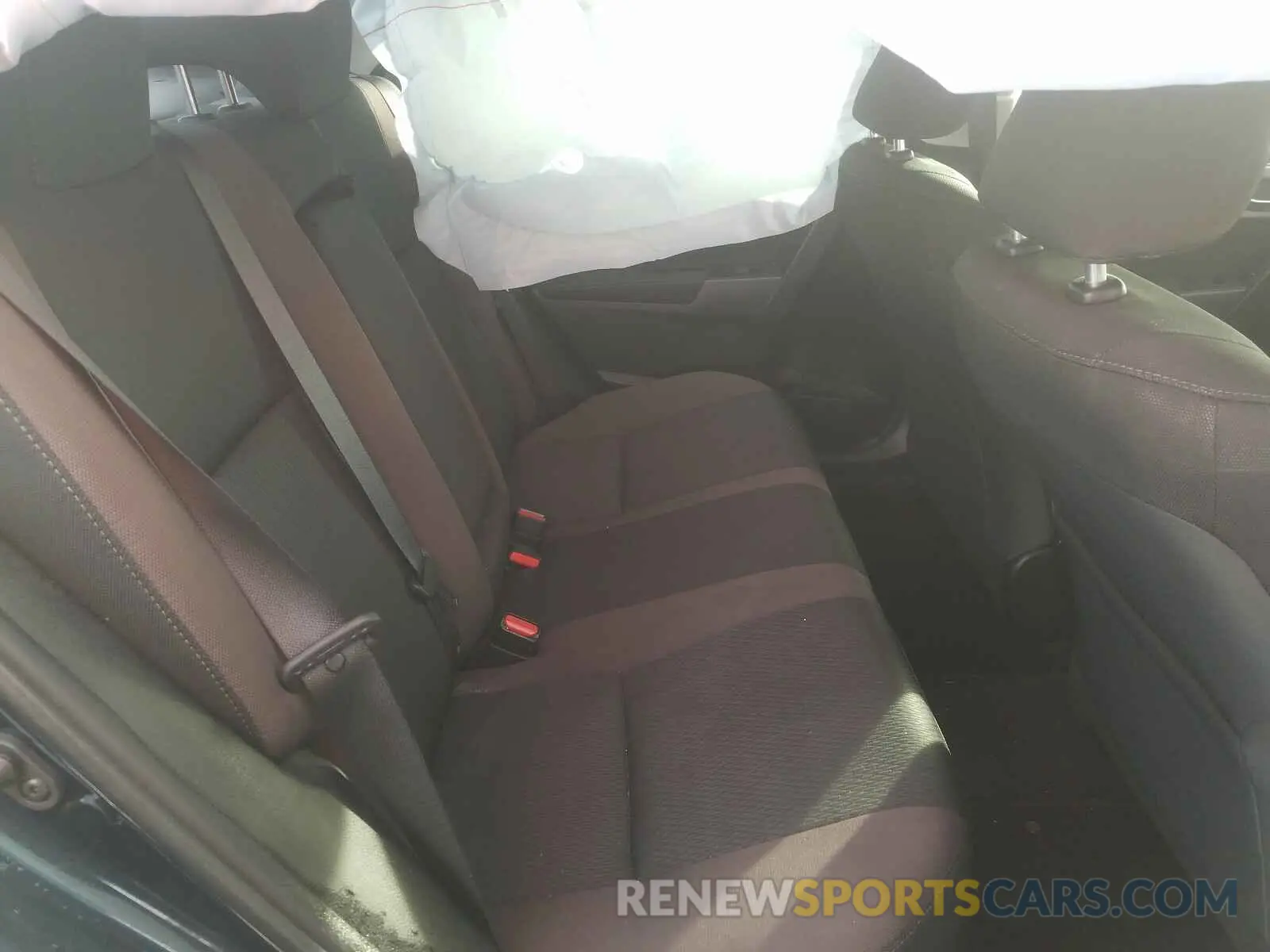 6 Photograph of a damaged car 5YFBURHE1KP904580 TOYOTA COROLLA 2019