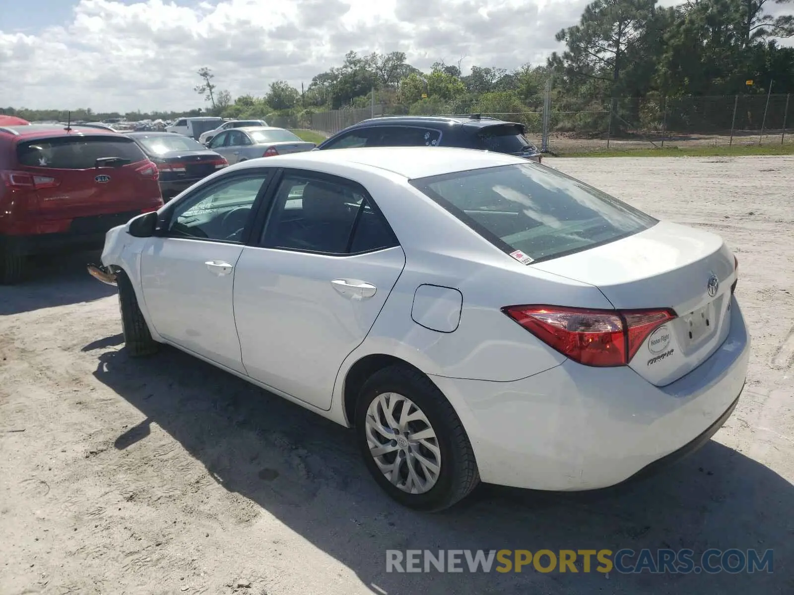 3 Photograph of a damaged car 5YFBURHE1KP906510 TOYOTA COROLLA 2019