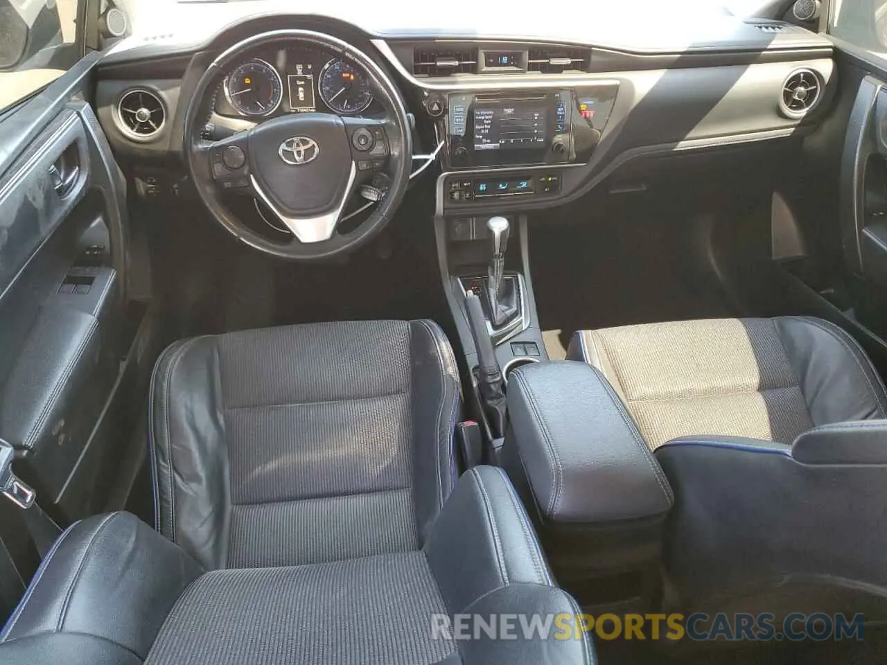 8 Photograph of a damaged car 5YFBURHE1KP906765 TOYOTA COROLLA 2019