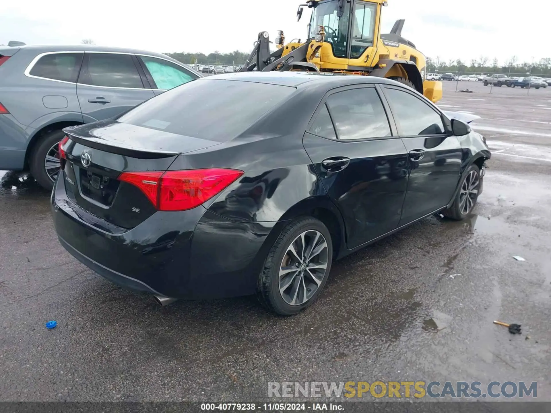 4 Photograph of a damaged car 5YFBURHE1KP912954 TOYOTA COROLLA 2019