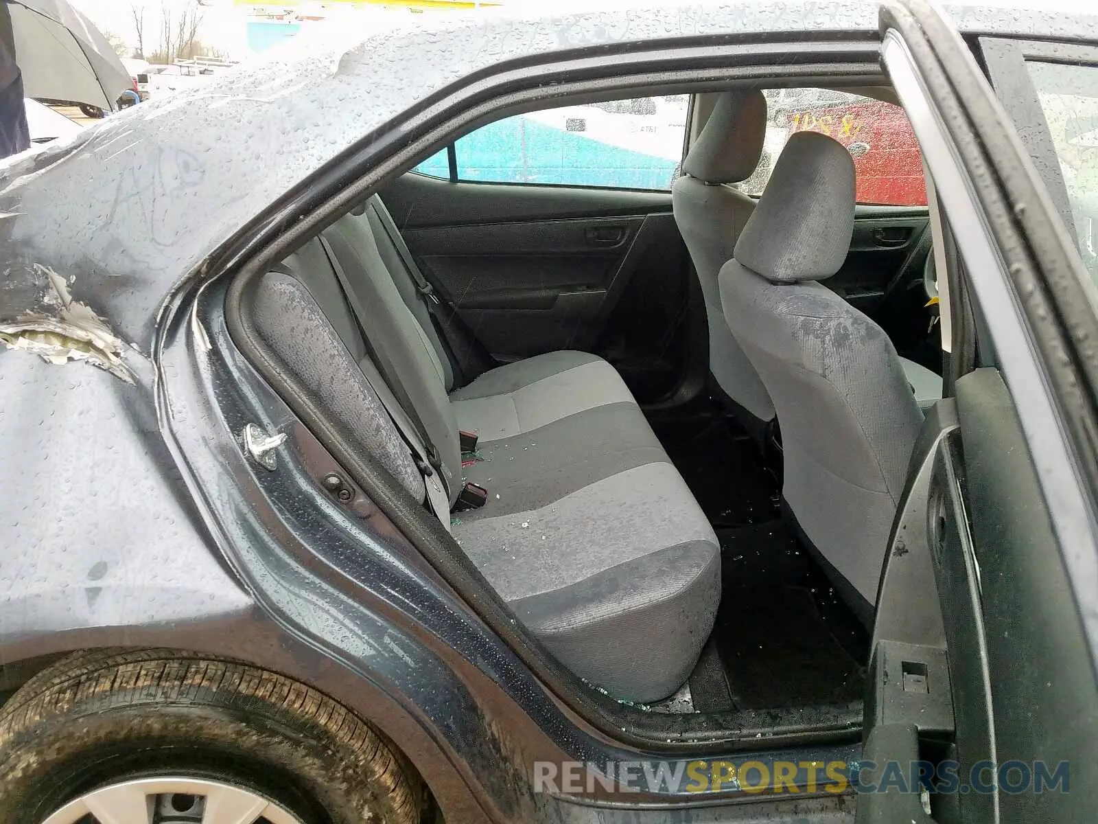 6 Photograph of a damaged car 5YFBURHE1KP913764 TOYOTA COROLLA 2019