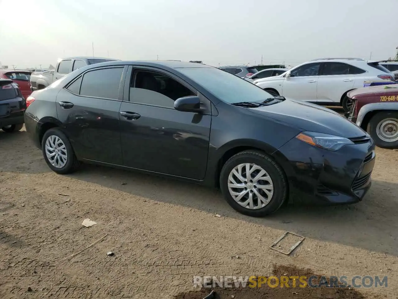4 Фотография поврежденного автомобиля 5YFBURHE1KP915689 TOYOTA COROLLA 2019