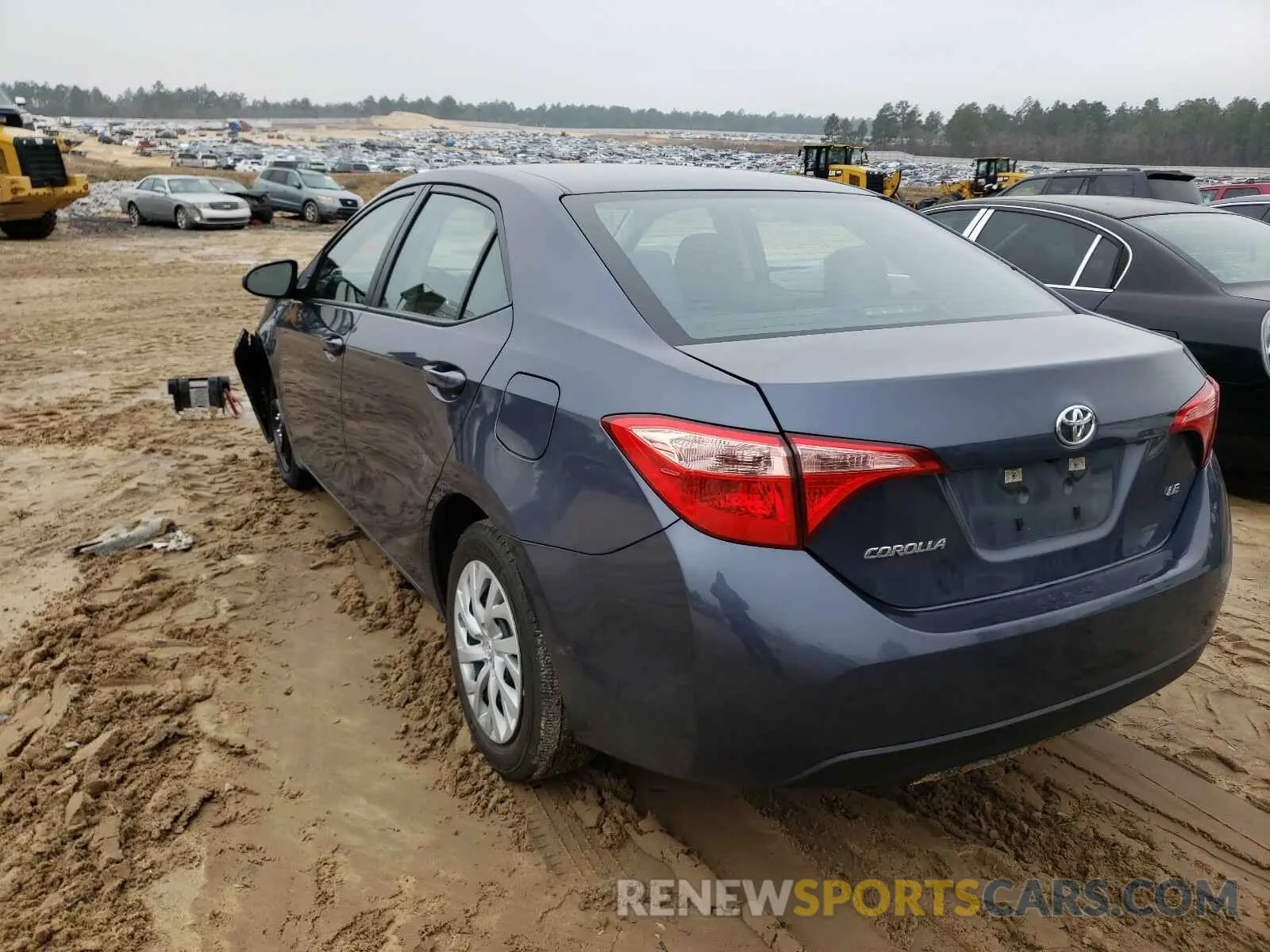 3 Photograph of a damaged car 5YFBURHE1KP919290 TOYOTA COROLLA 2019