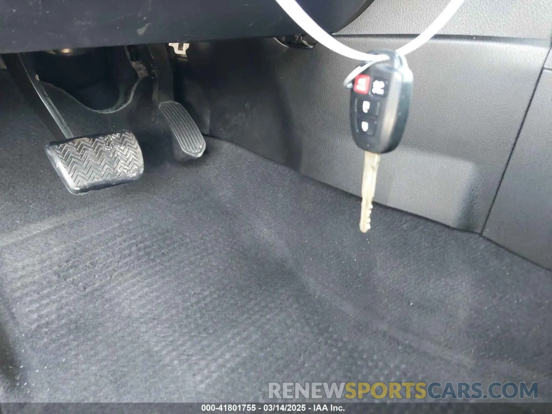 11 Photograph of a damaged car 5YFBURHE1KP920004 TOYOTA COROLLA 2019