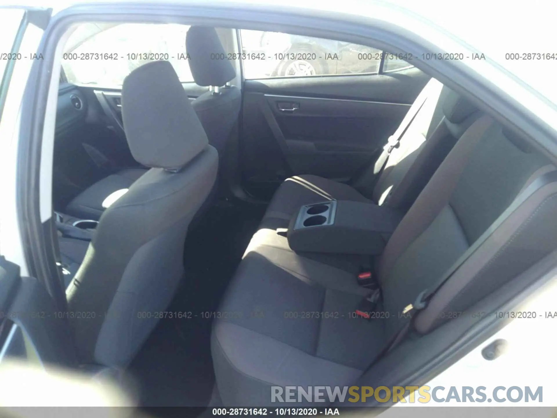 8 Photograph of a damaged car 5YFBURHE1KP922562 TOYOTA COROLLA 2019