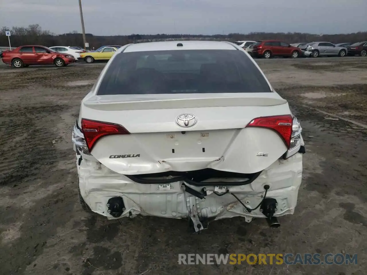 6 Photograph of a damaged car 5YFBURHE1KP926143 TOYOTA COROLLA 2019
