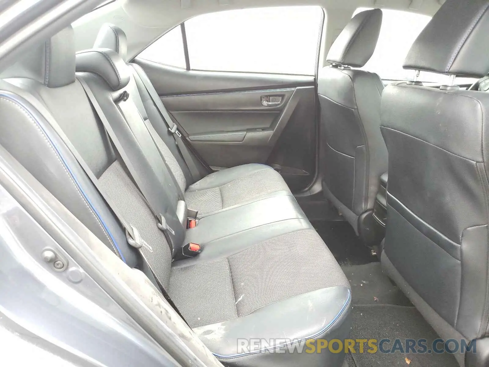 6 Photograph of a damaged car 5YFBURHE1KP927132 TOYOTA COROLLA 2019
