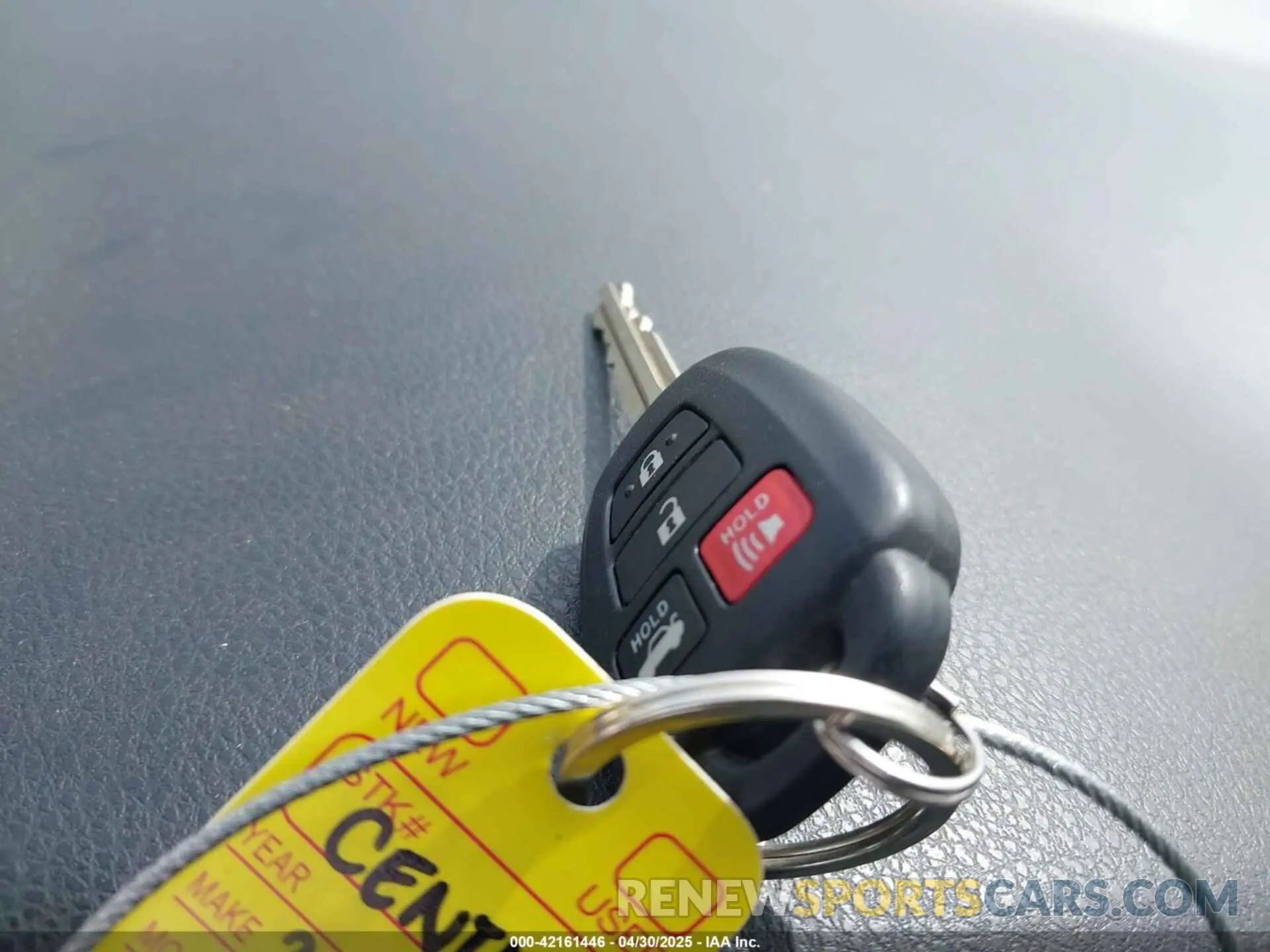 11 Фотография поврежденного автомобиля 5YFBURHE1KP928426 TOYOTA COROLLA 2019
