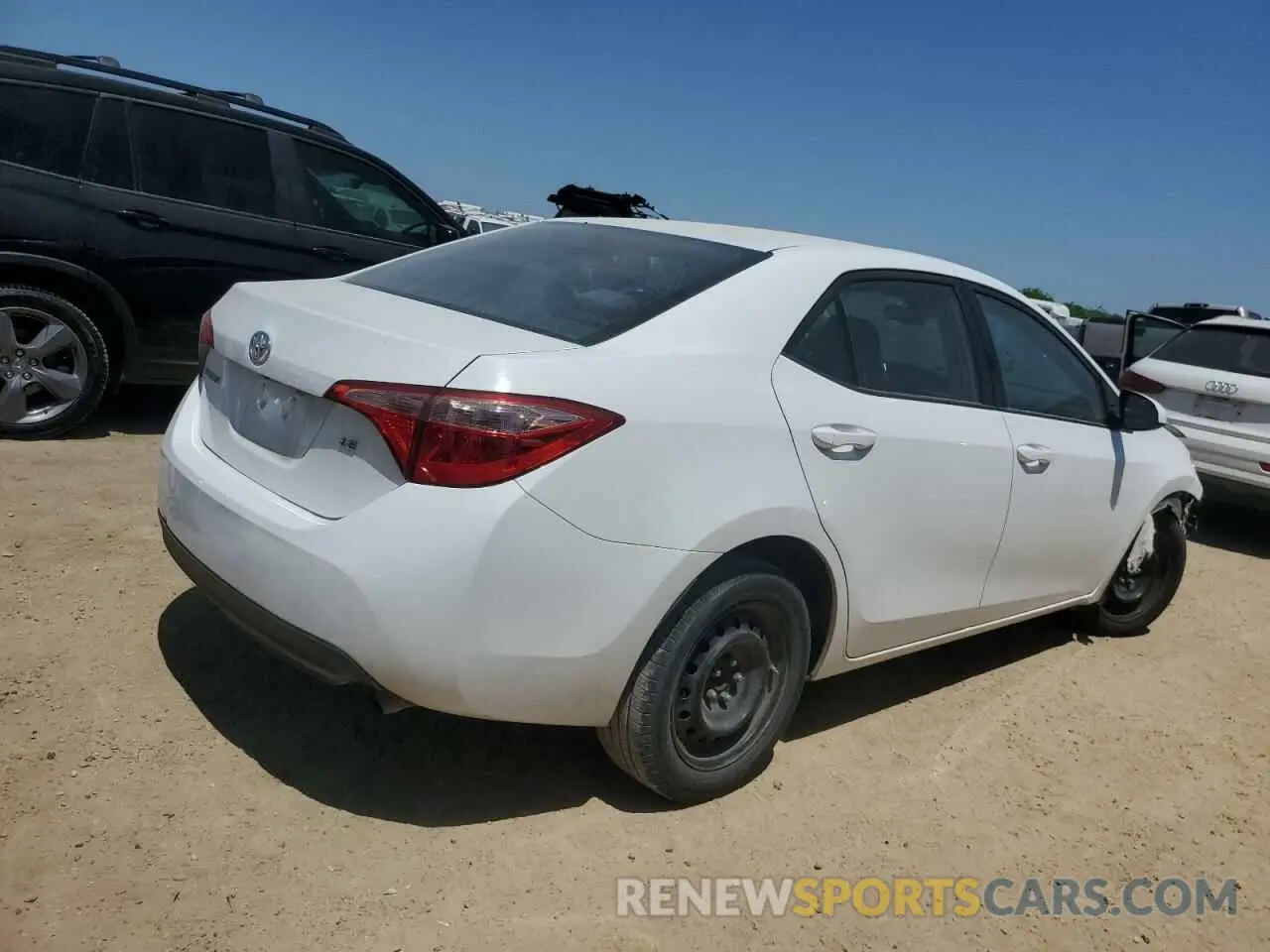 3 Фотография поврежденного автомобиля 5YFBURHE1KP931679 TOYOTA COROLLA 2019