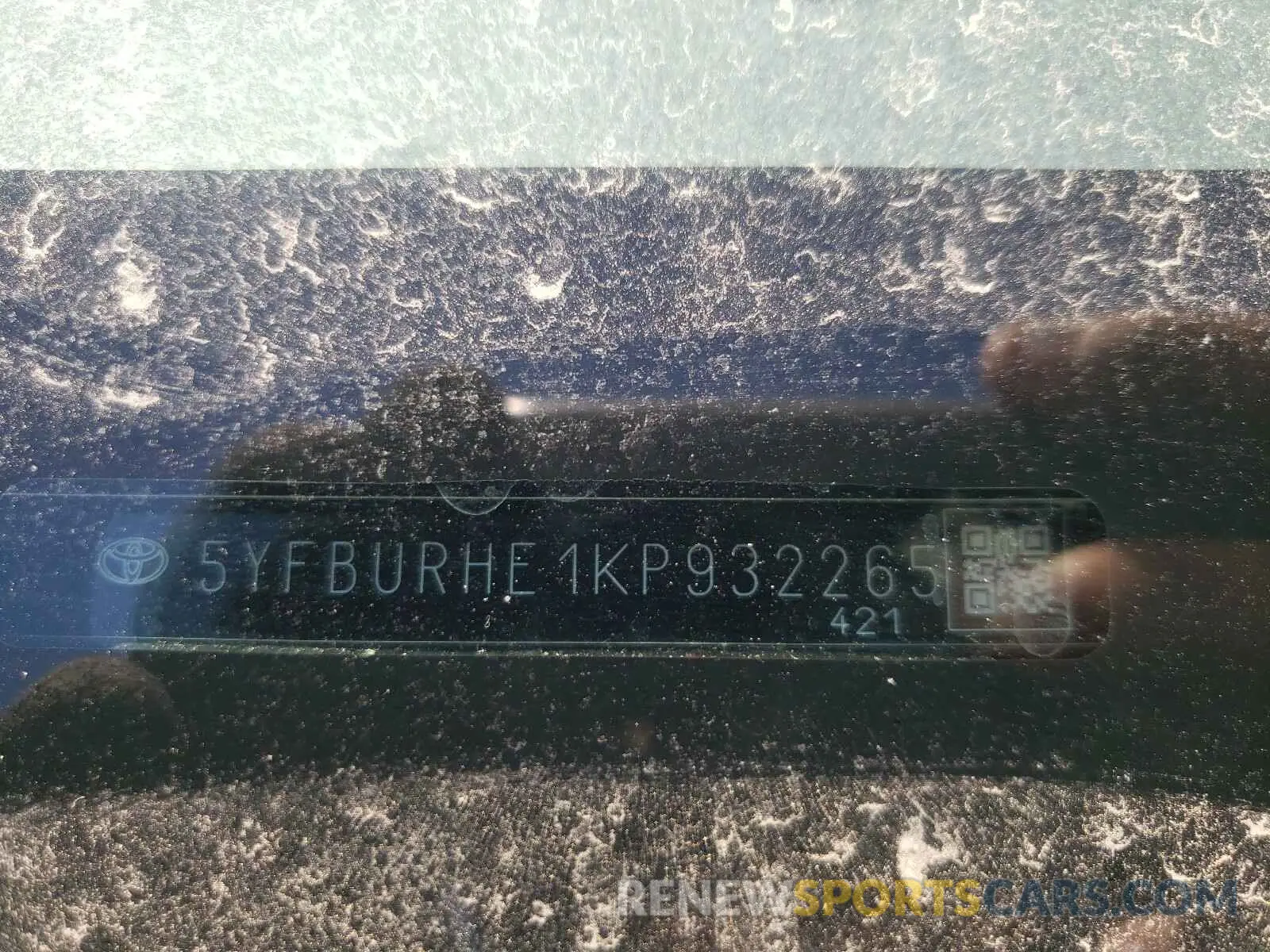 10 Photograph of a damaged car 5YFBURHE1KP932265 TOYOTA COROLLA 2019