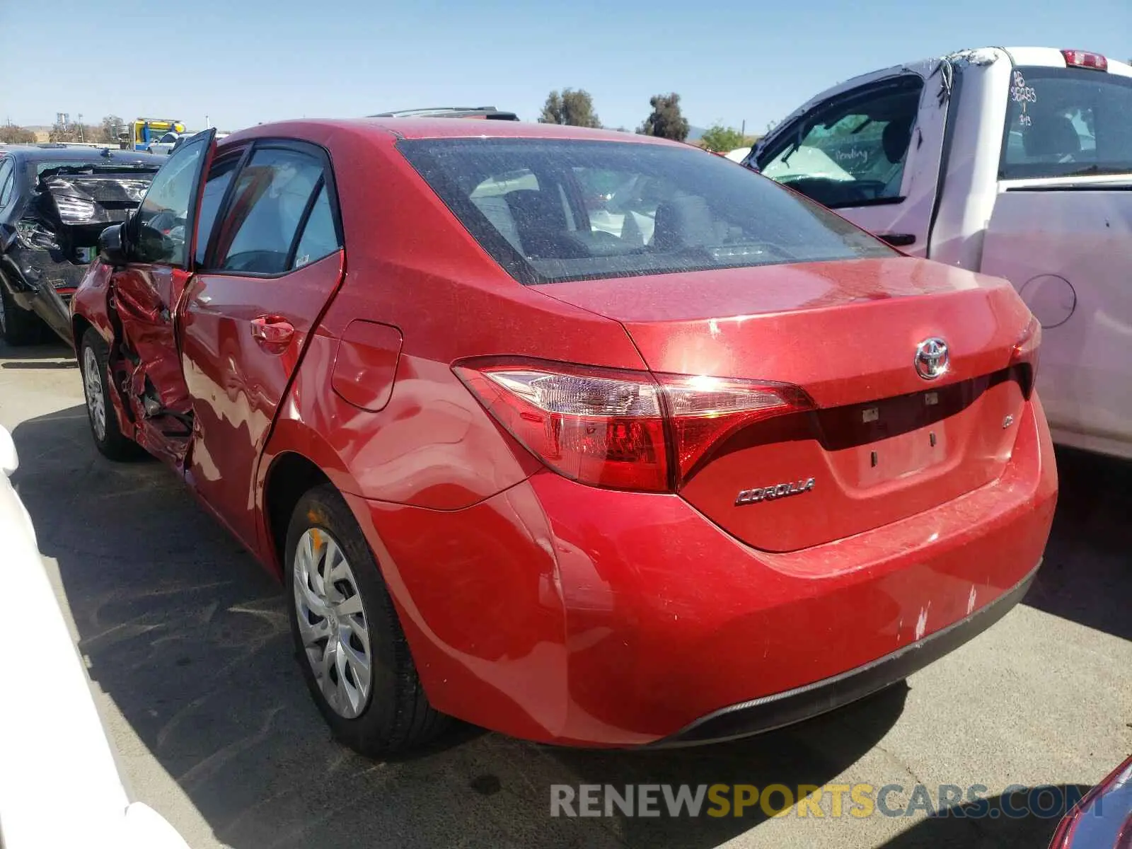 3 Photograph of a damaged car 5YFBURHE1KP932265 TOYOTA COROLLA 2019