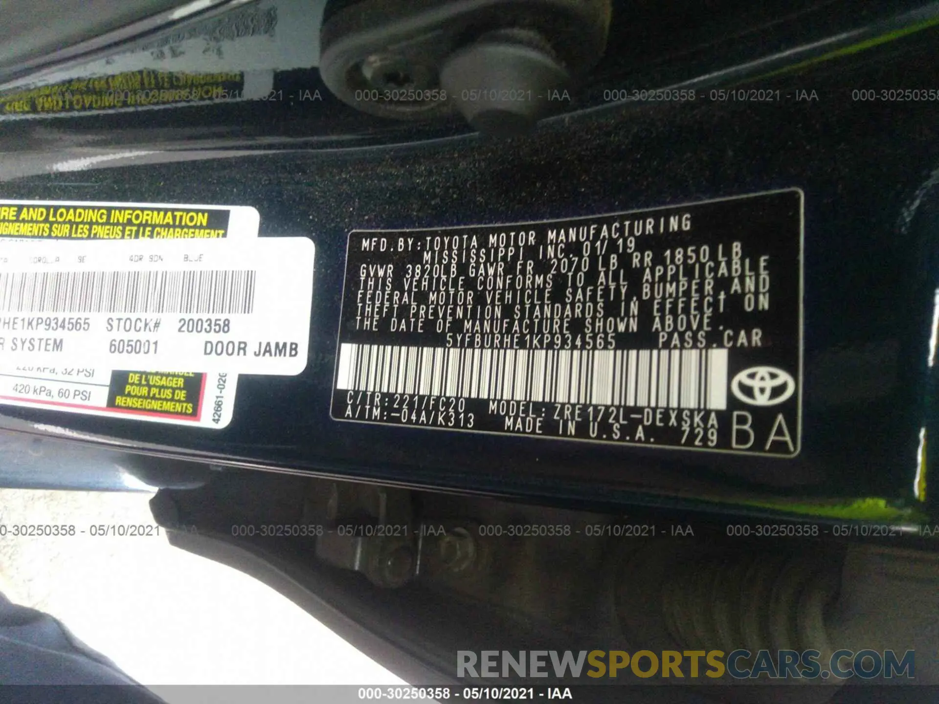 9 Photograph of a damaged car 5YFBURHE1KP934565 TOYOTA COROLLA 2019