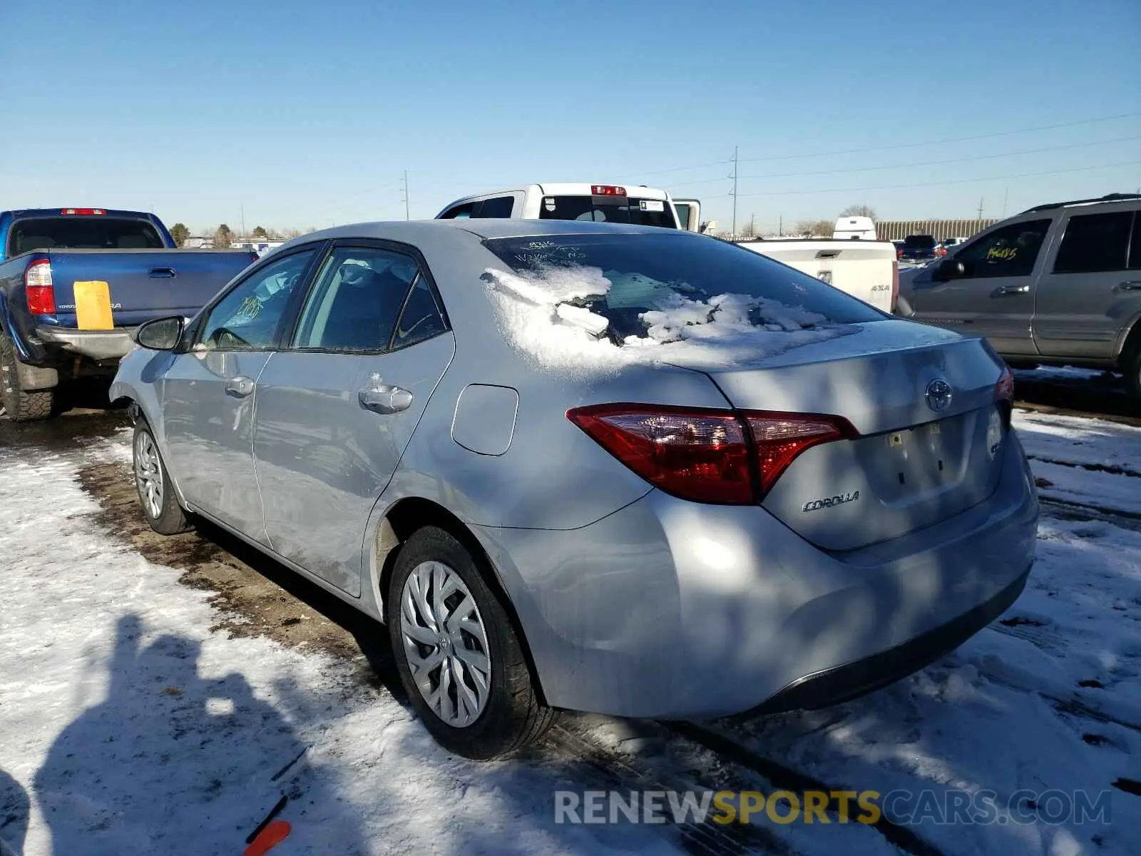 3 Photograph of a damaged car 5YFBURHE1KP939216 TOYOTA COROLLA 2019