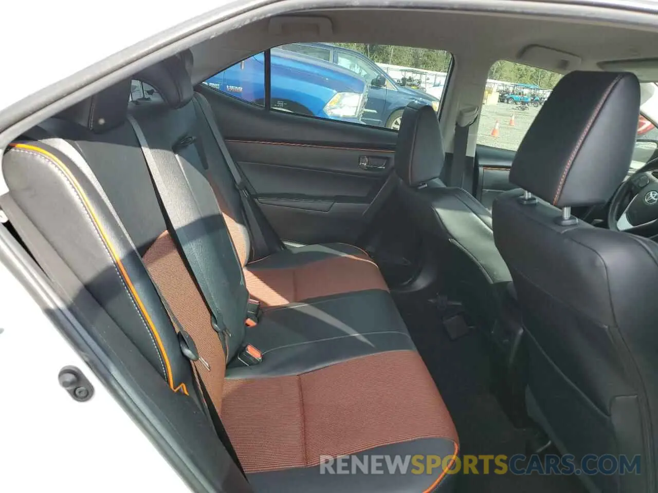 10 Photograph of a damaged car 5YFBURHE1KP941466 TOYOTA COROLLA 2019