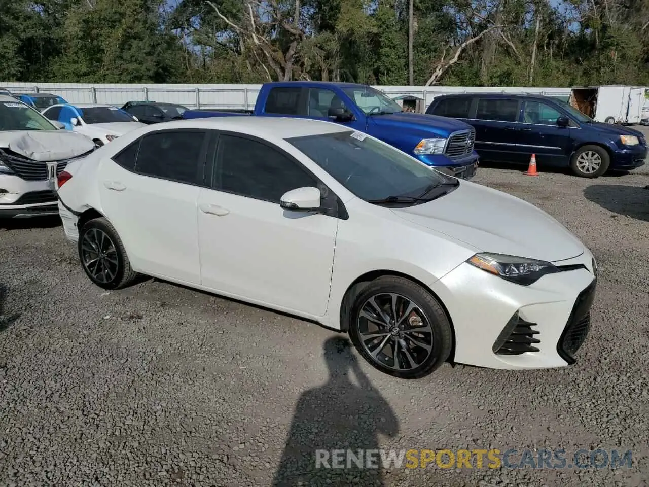 4 Photograph of a damaged car 5YFBURHE1KP941466 TOYOTA COROLLA 2019