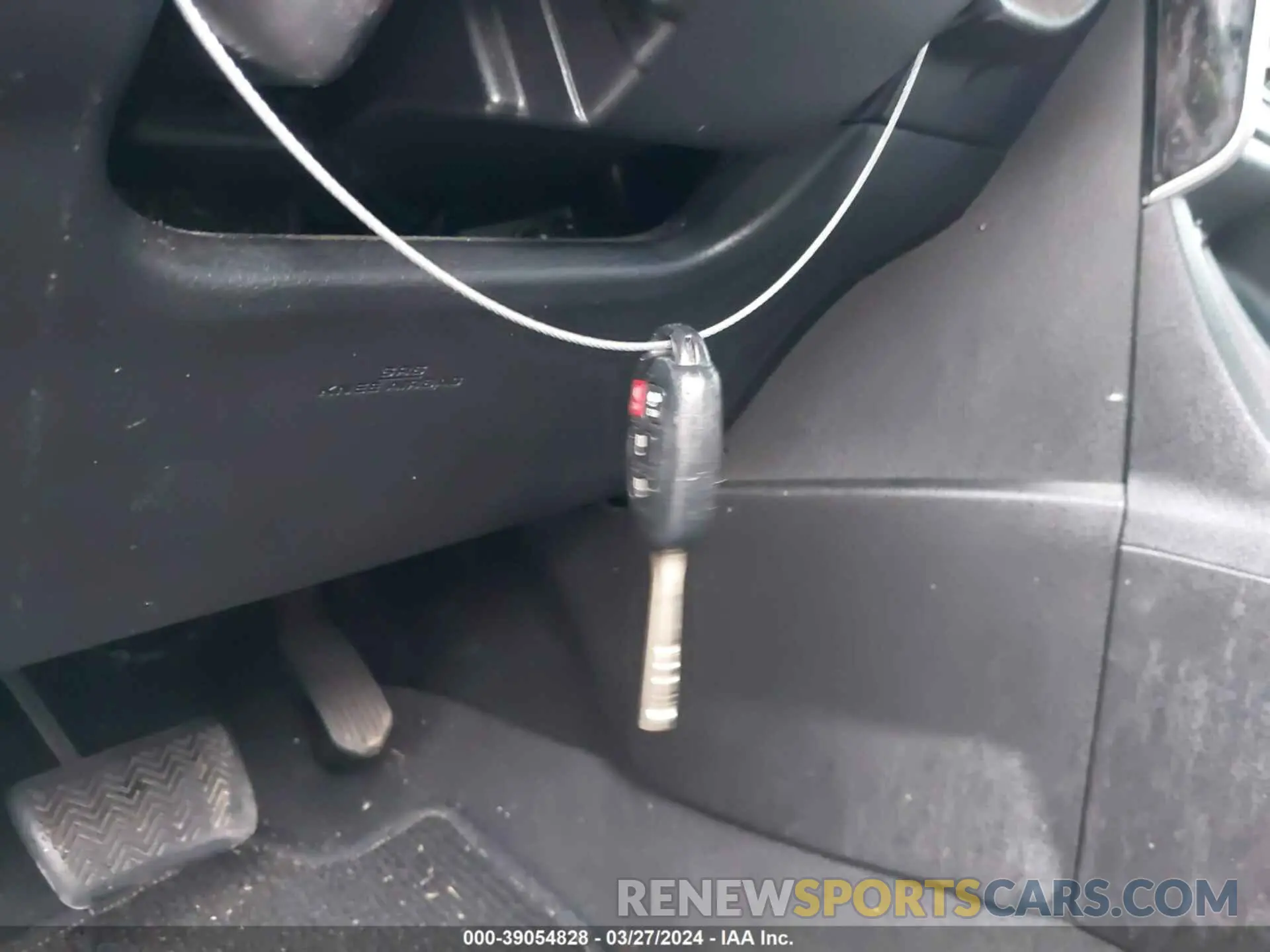 11 Photograph of a damaged car 5YFBURHE1KP946859 TOYOTA COROLLA 2019