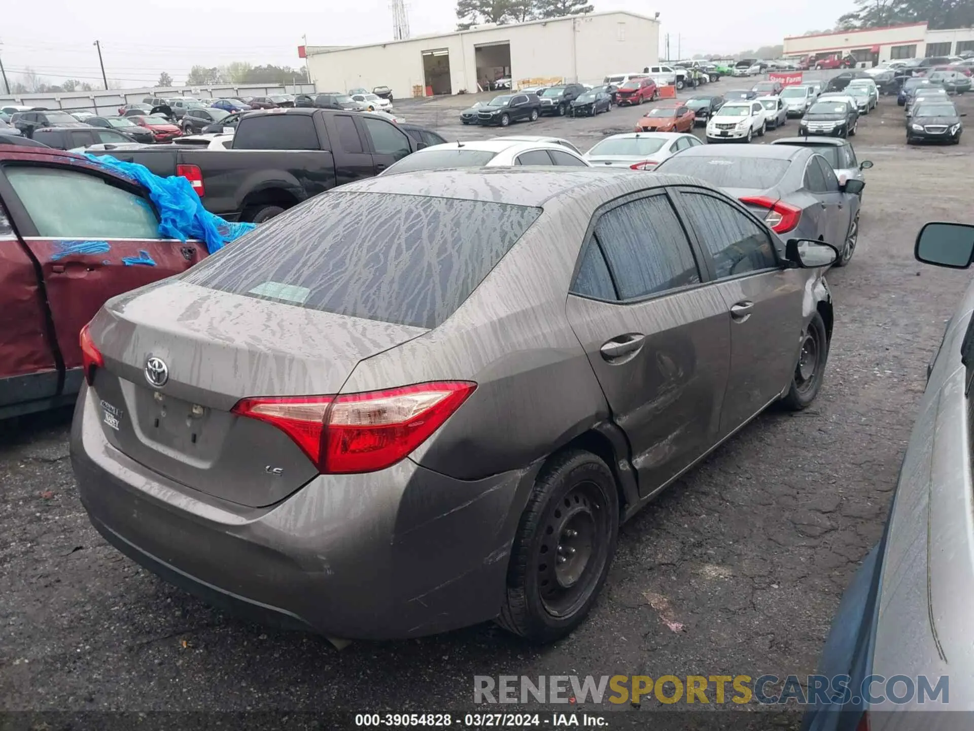 4 Photograph of a damaged car 5YFBURHE1KP946859 TOYOTA COROLLA 2019