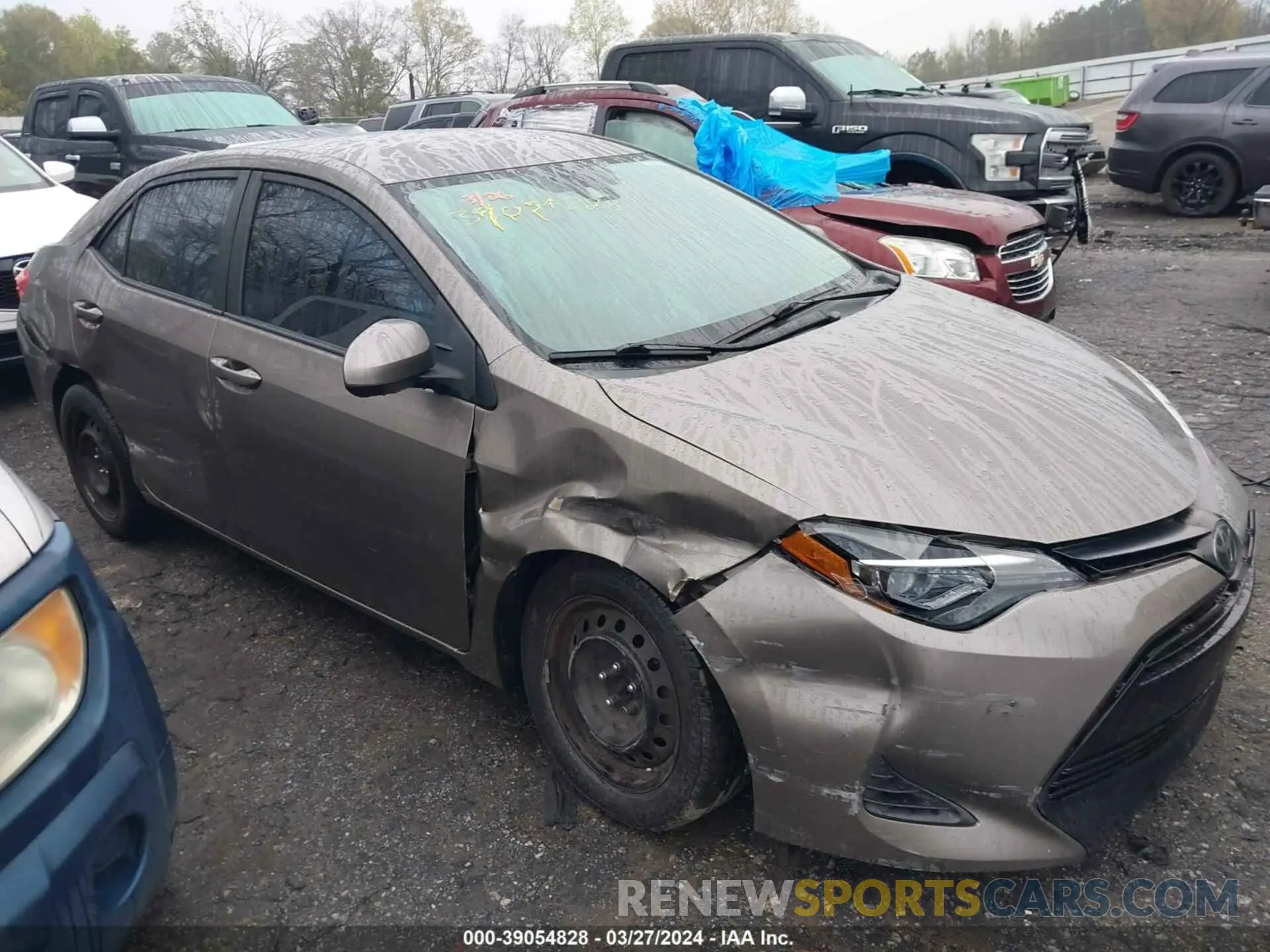 6 Photograph of a damaged car 5YFBURHE1KP946859 TOYOTA COROLLA 2019