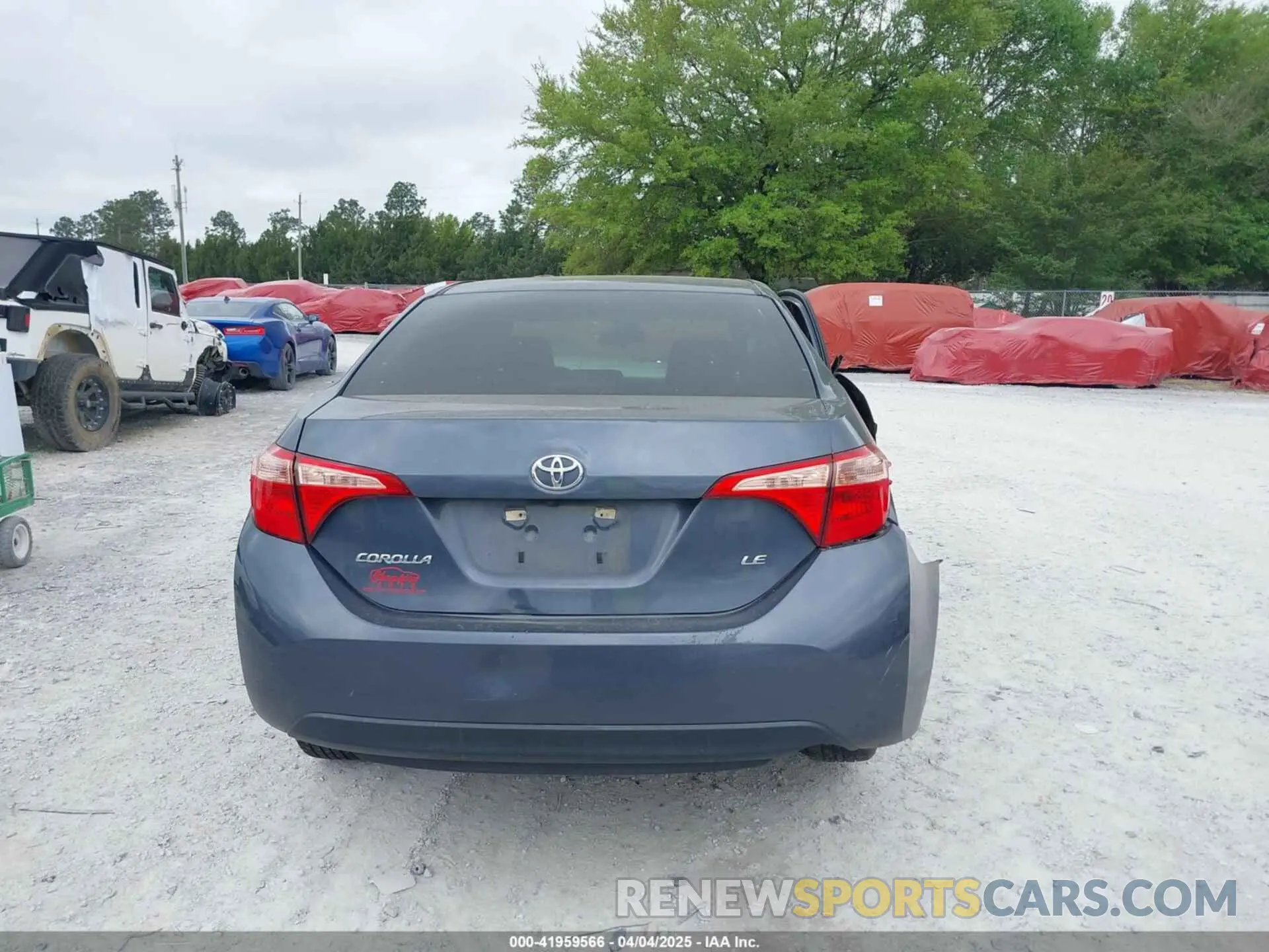 17 Photograph of a damaged car 5YFBURHE1KP947817 TOYOTA COROLLA 2019