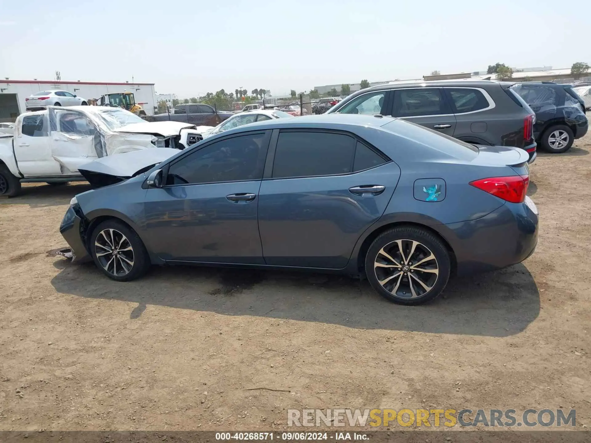 14 Photograph of a damaged car 5YFBURHE1KP949048 TOYOTA COROLLA 2019