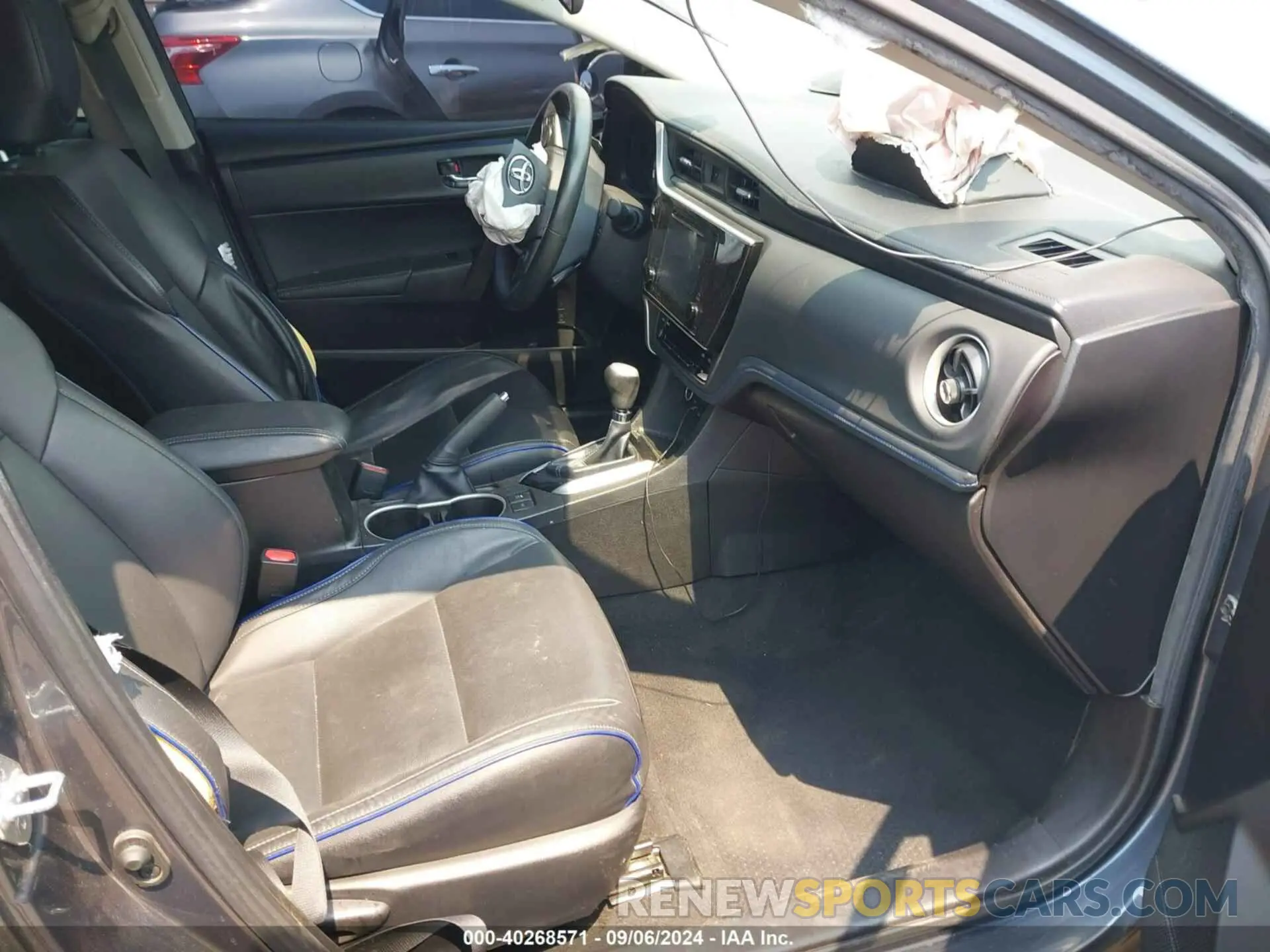 5 Photograph of a damaged car 5YFBURHE1KP949048 TOYOTA COROLLA 2019