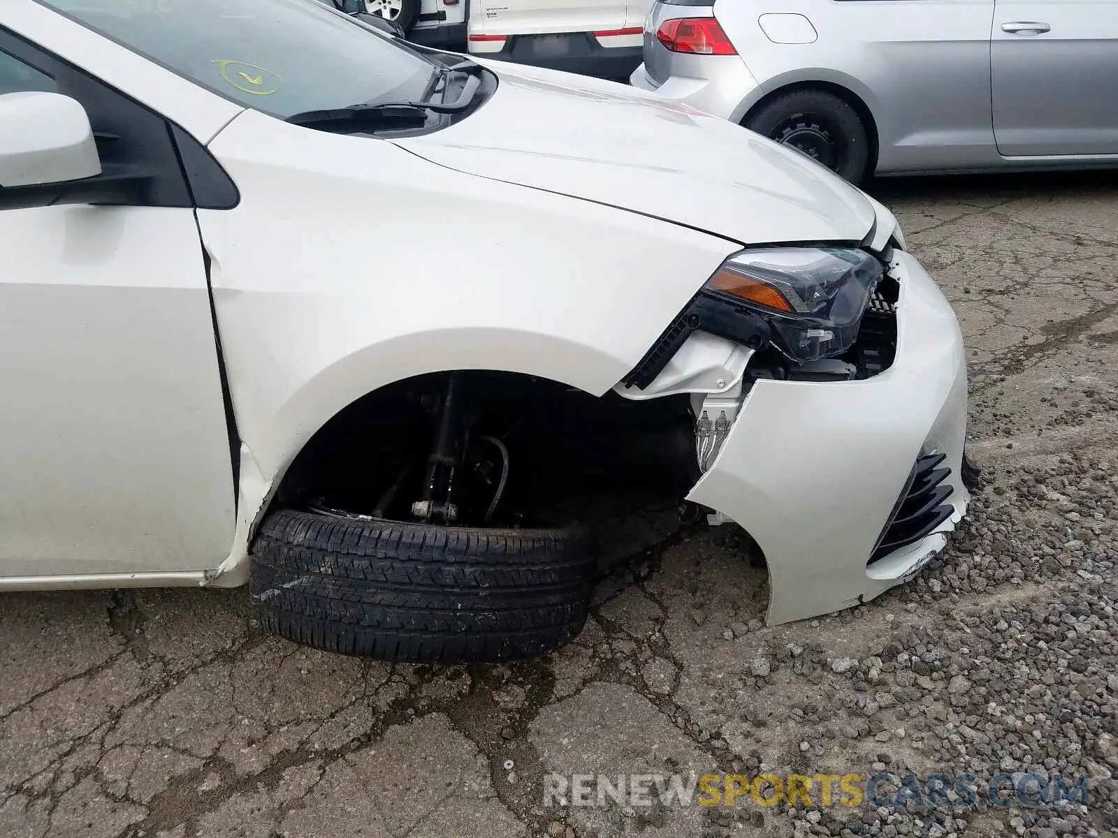 9 Photograph of a damaged car 5YFBURHE2KP857995 TOYOTA COROLLA 2019