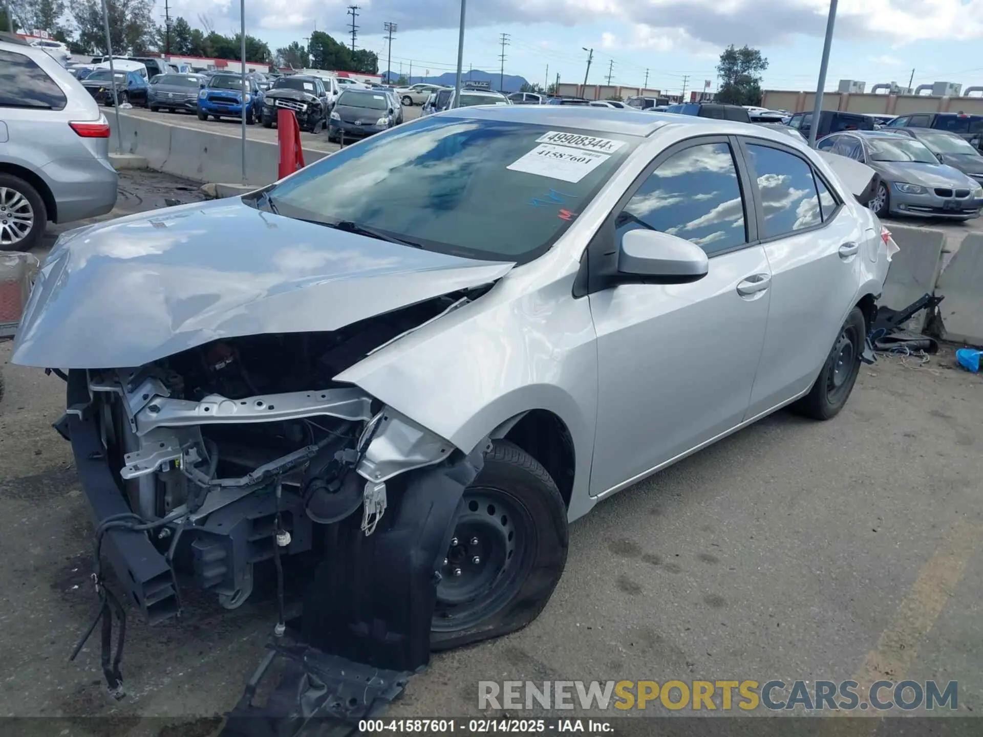 2 Photograph of a damaged car 5YFBURHE2KP858502 TOYOTA COROLLA 2019